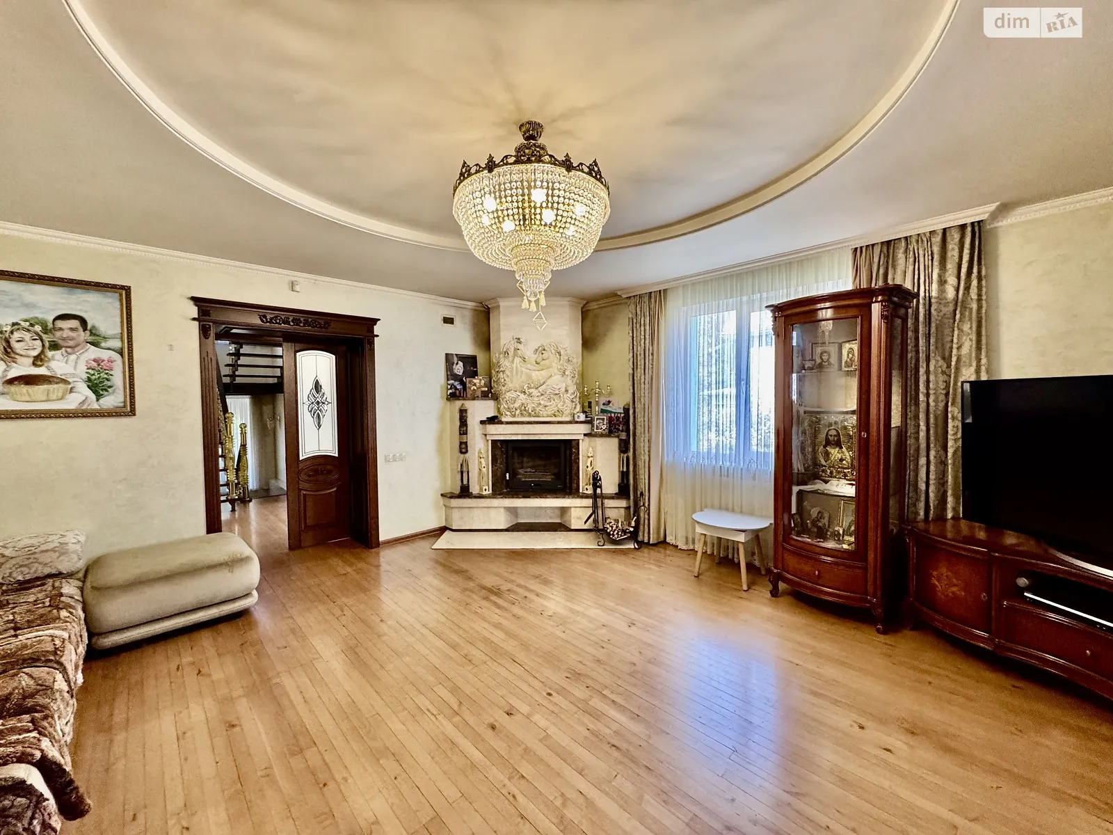Продается дом на 2 этажа 360 кв. м с террасой, цена: 265000 $ - фото 1