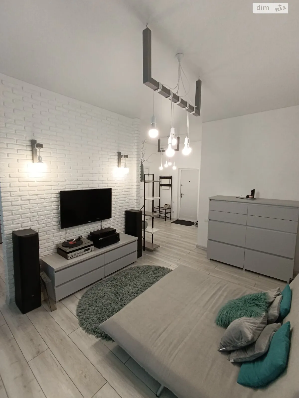 Сдается в аренду 1-комнатная квартира в Одессе, ул. Дача Ковалевского, 121 - фото 1