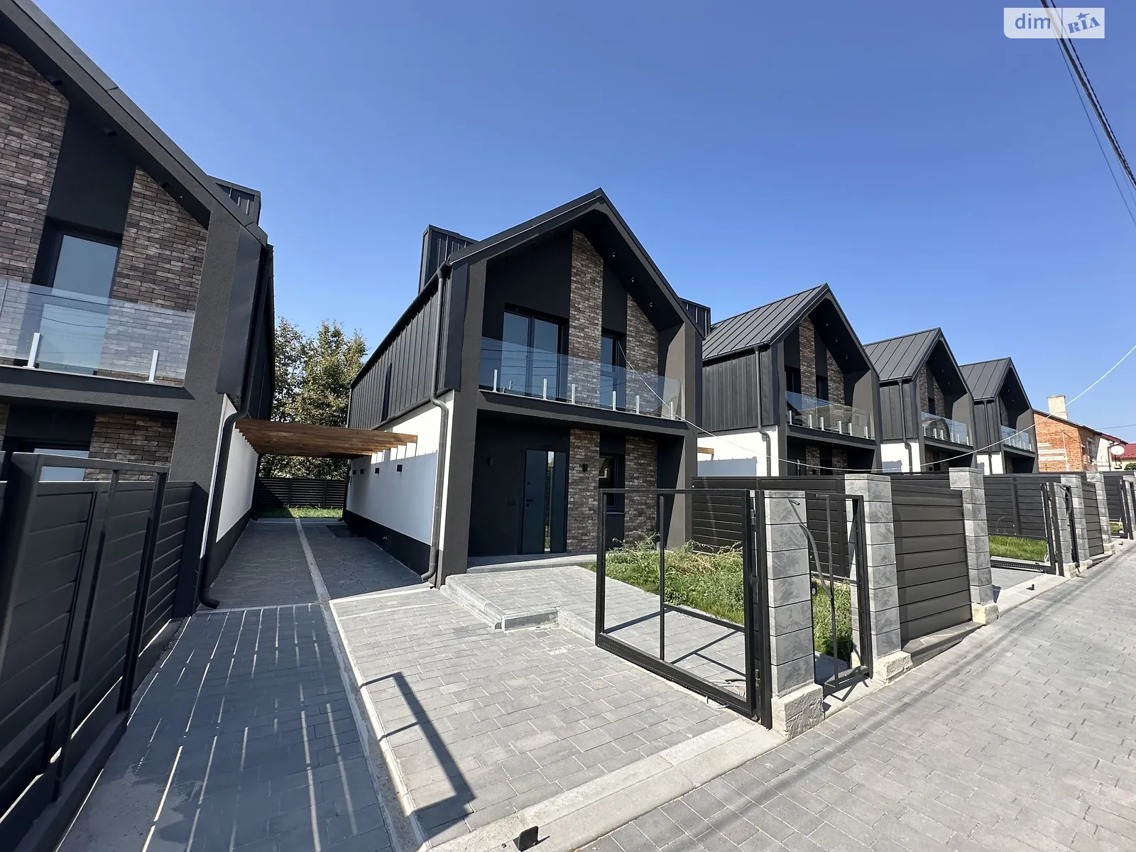 Продается дом на 2 этажа 120 кв. м с мебелью, цена: 130000 $ - фото 1