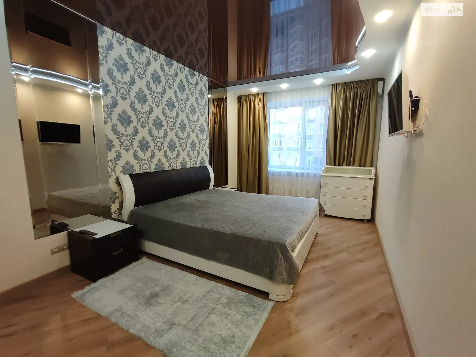 Продается 2-комнатная квартира 82.1 кв. м в Виннице, ул. Киевская - фото 1