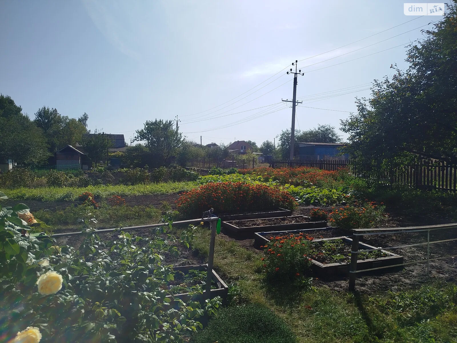 Продается одноэтажный дом 42 кв. м с участком, цена: 9800 $ - фото 1