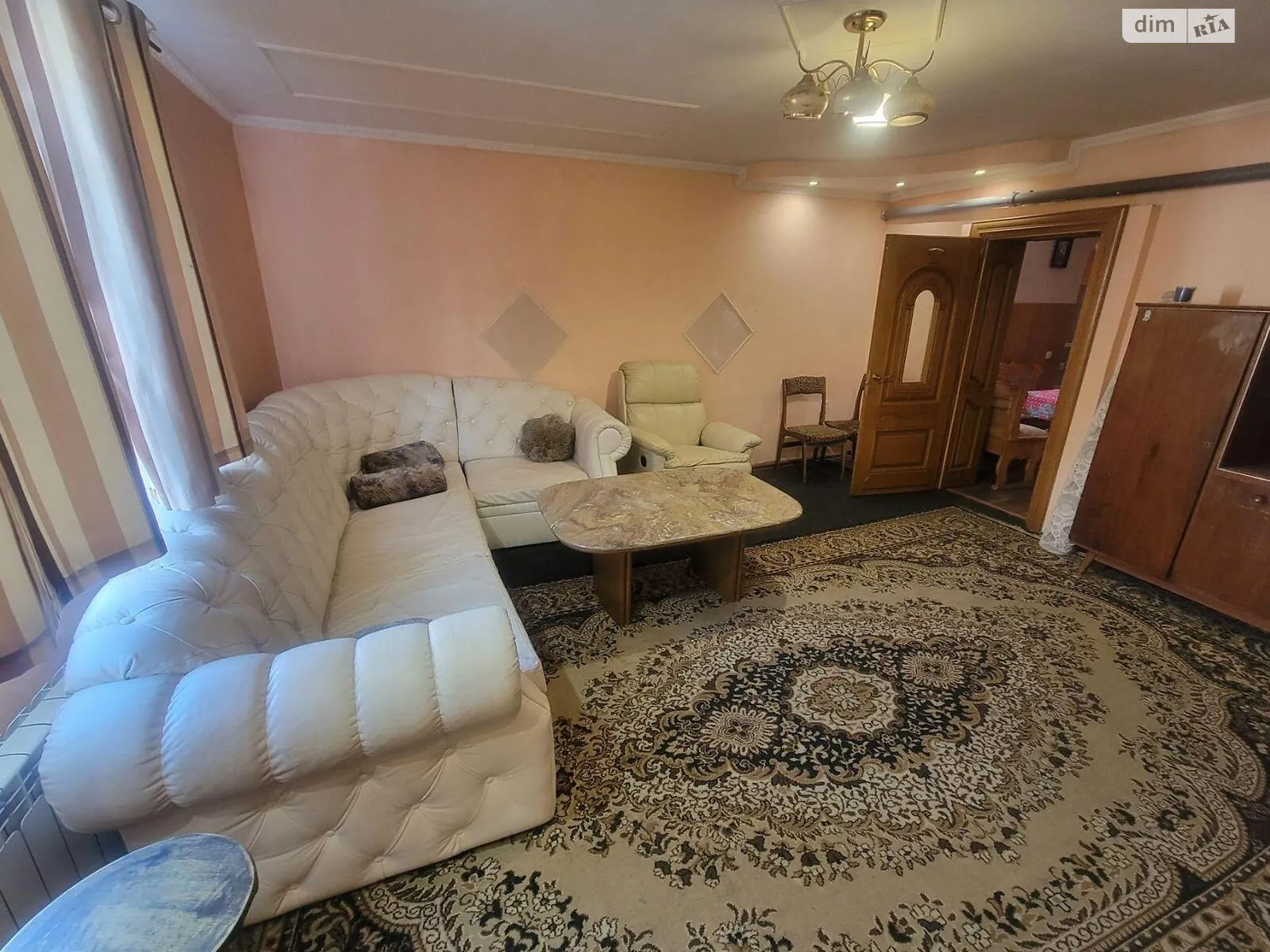 Сдается в аренду часть дома 120 кв. м с террасой, цена: 450 $ - фото 1