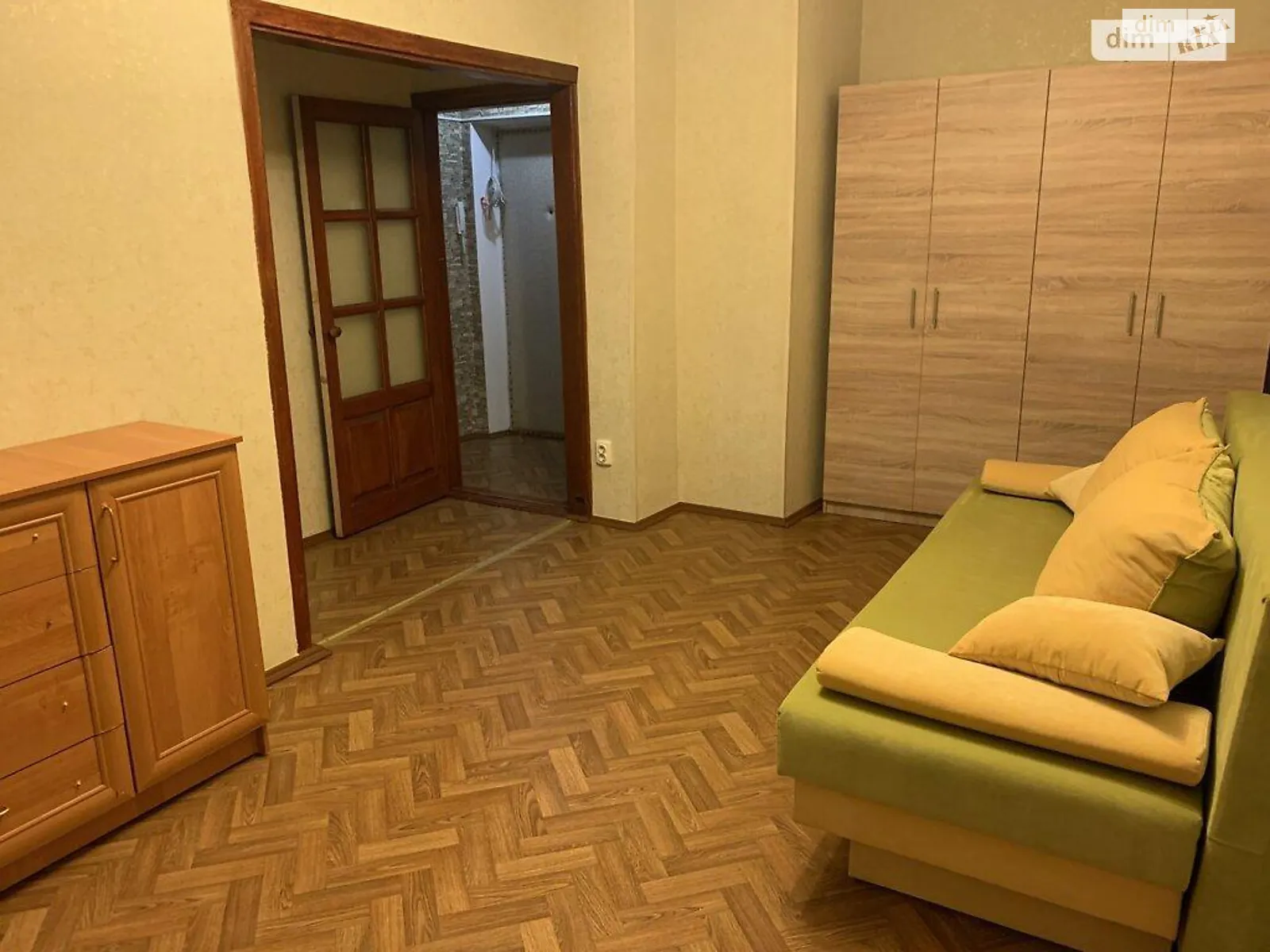 Продается 1-комнатная квартира 29 кв. м в Киеве, бул. Павла Вирского(Саратовская) - фото 1