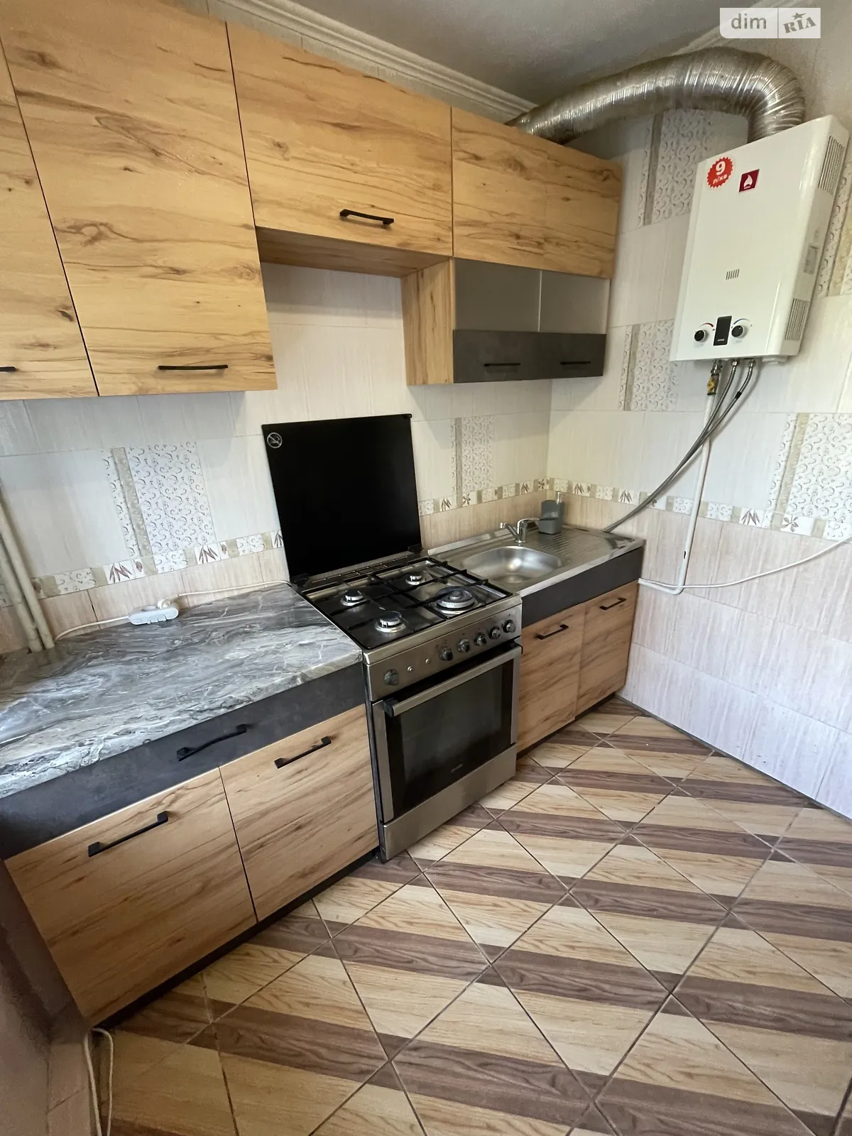 Продается 2-комнатная квартира 47 кв. м в Хмельницком, ул. Майборского, 16 - фото 1