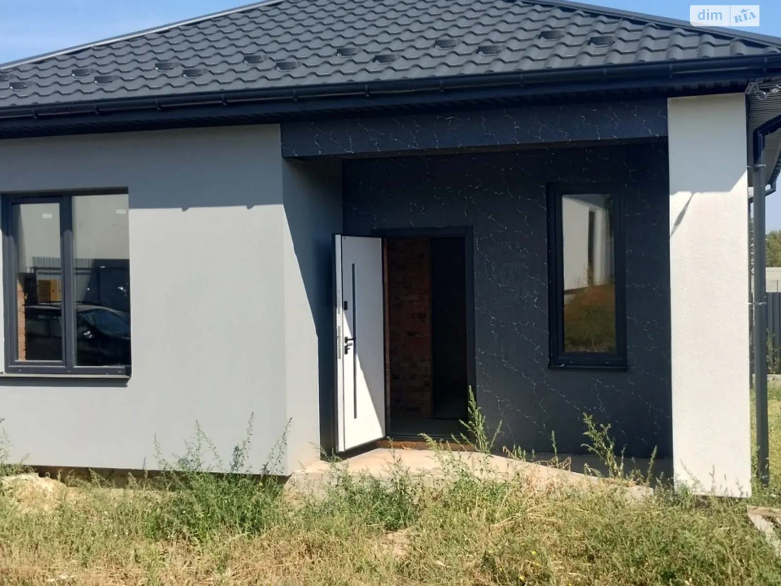 Продается одноэтажный дом 75 кв. м с бассейном, цена: 77000 $ - фото 1