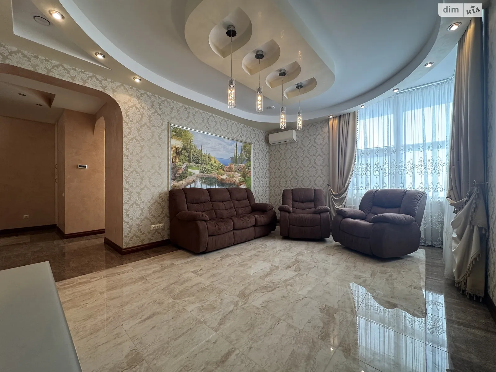 Продается 3-комнатная квартира 116.1 кв. м в Виннице, ул. Степана Бандеры(Льва Толстого), 9 - фото 1