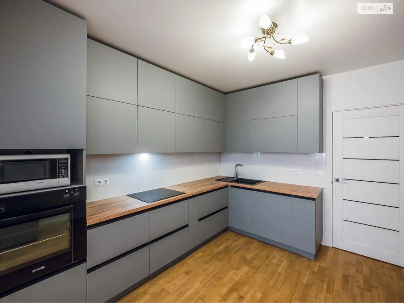 Продается 3-комнатная квартира 100 кв. м в Киеве, просп. Петра Григоренко, 1А - фото 1