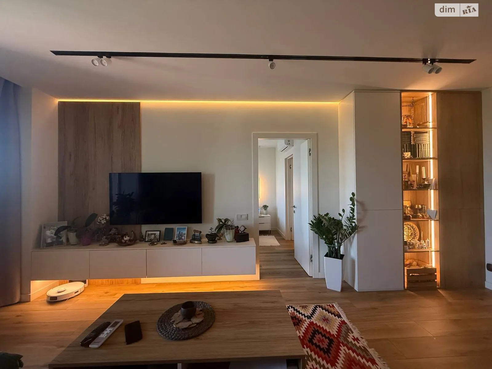 Продается 2-комнатная квартира 73.5 кв. м в Львове, ул. Жасминовая, 11 - фото 1