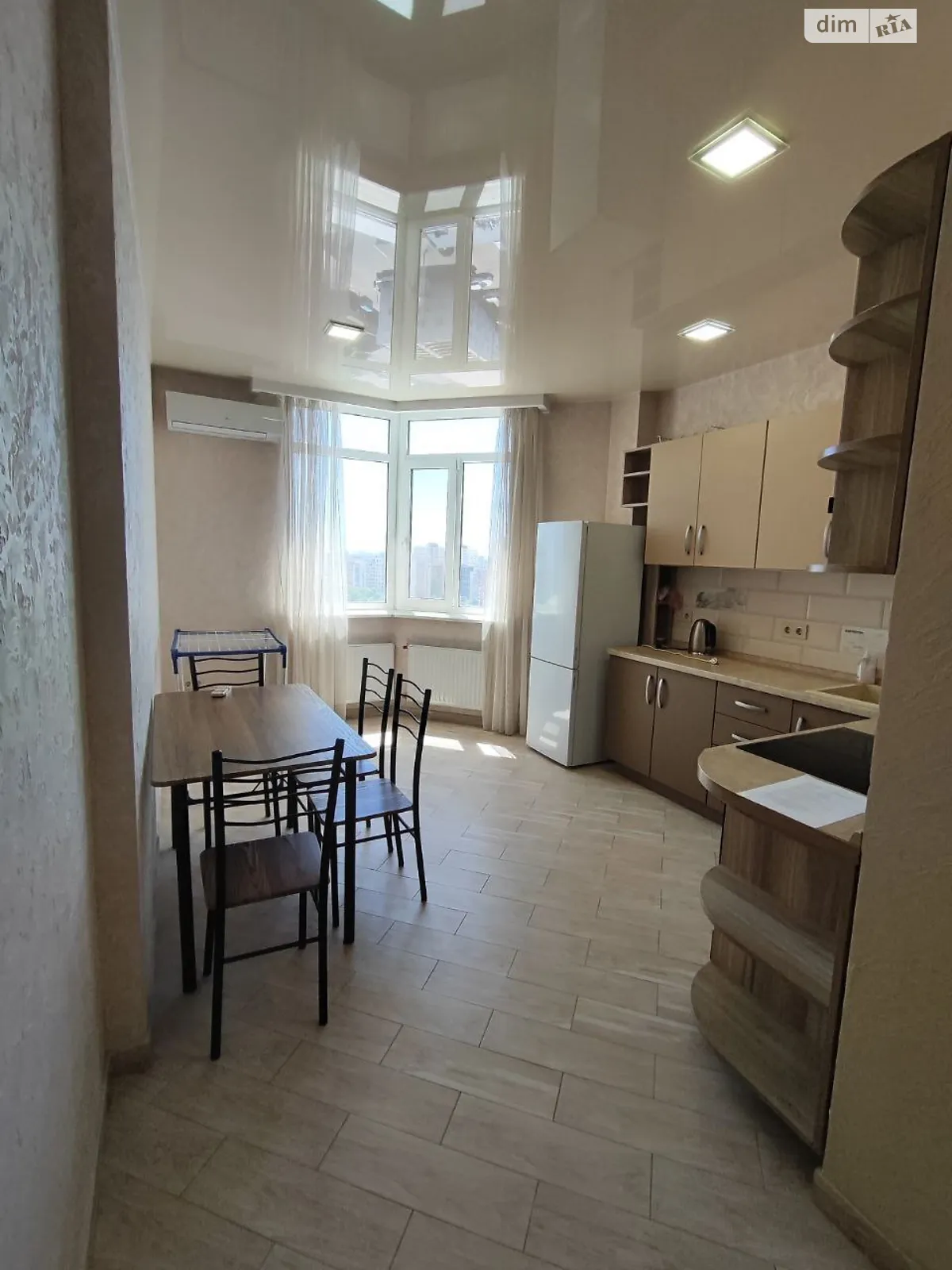 Продається 1-кімнатна квартира 43.4 кв. м у Одесі, вул. Проценка, 50 корпус 3 - фото 1