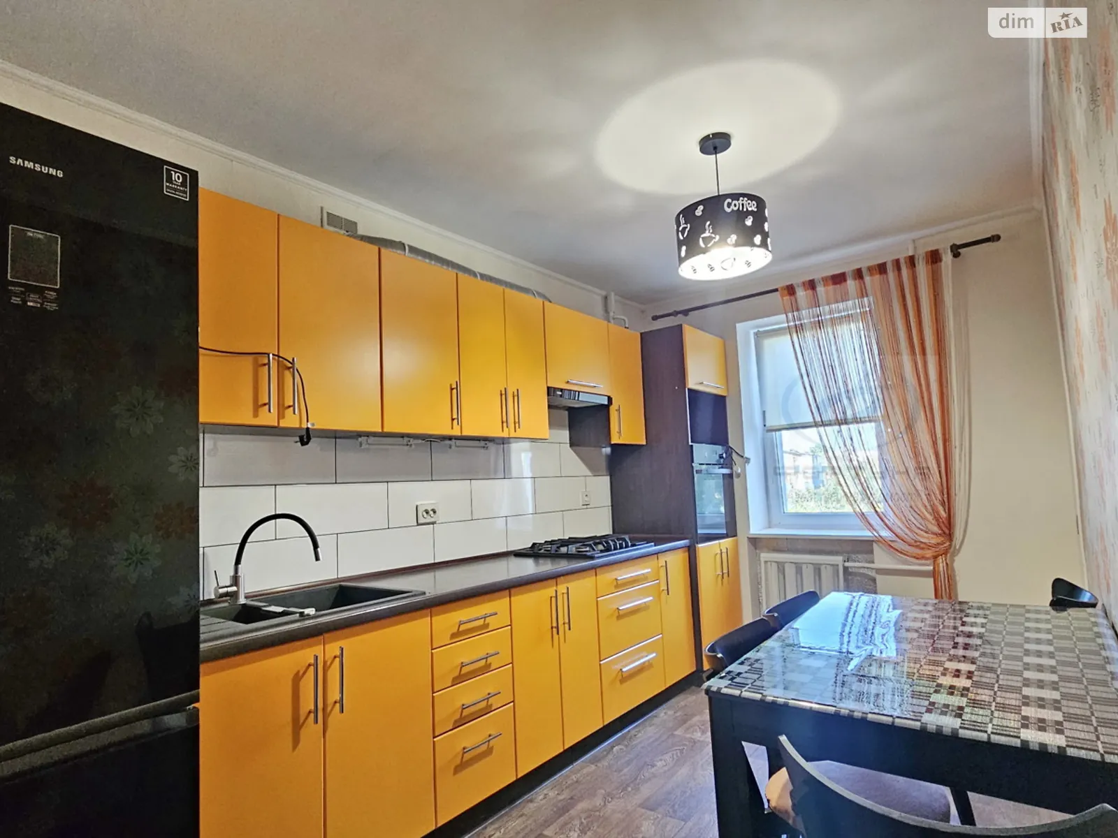 Продается 3-комнатная квартира 70 кв. м в Черкассах, ул. Нижняя Горова - фото 1