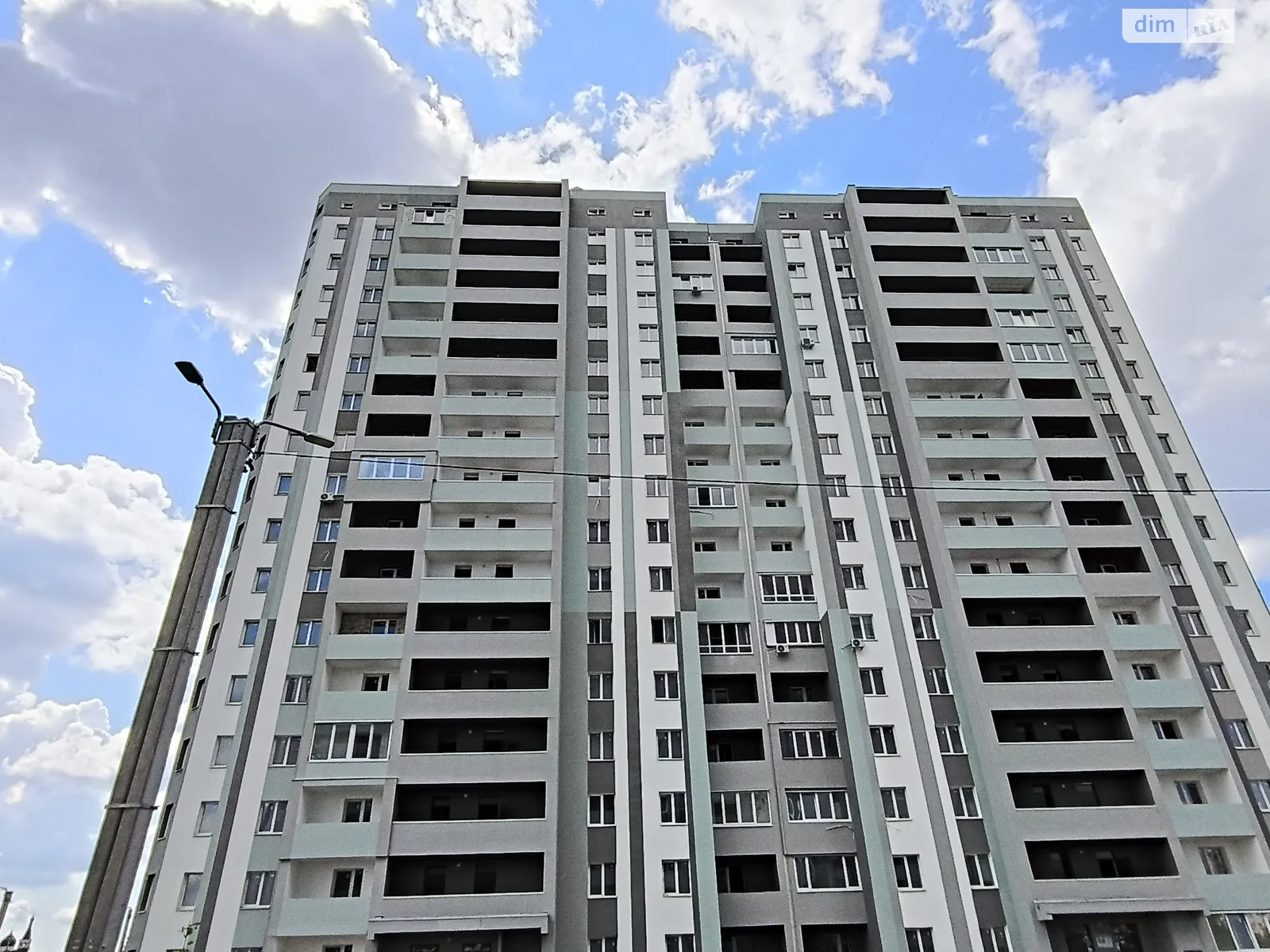 Продается 2-комнатная квартира 60.3 кв. м в Харькове, ул. Заливная, 8А - фото 1