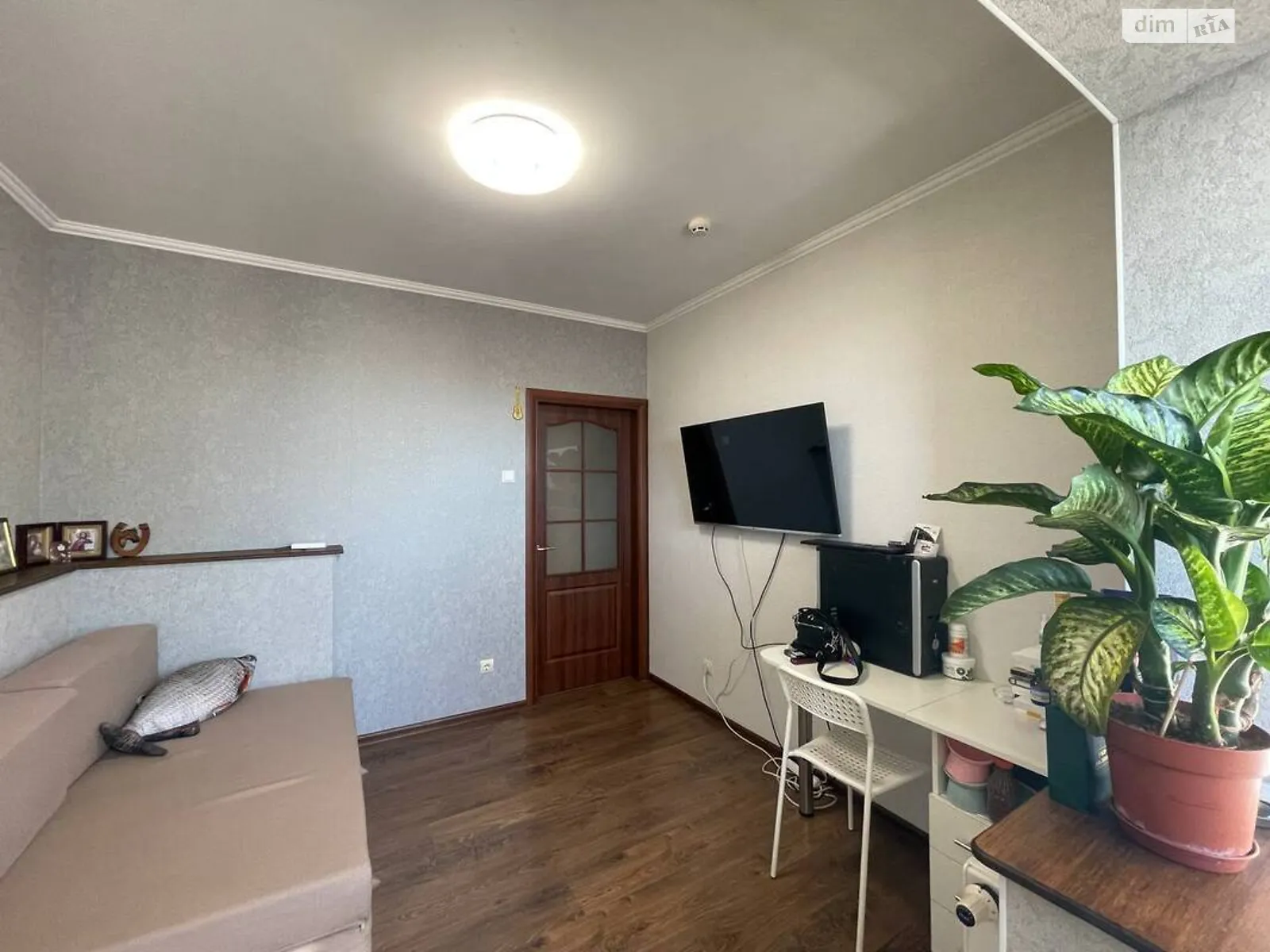 Продается 1-комнатная квартира 41 кв. м в Киеве, ул. Чавдар Елизаветы, 34 - фото 1