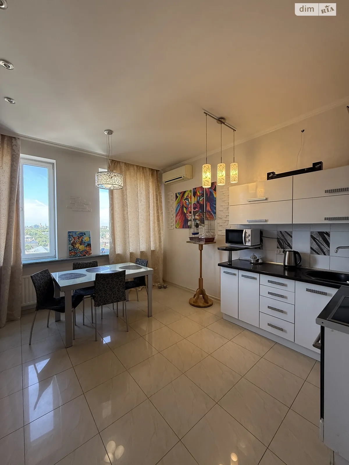 Продается 2-комнатная квартира 72.9 кв. м в Одессе, ул. Базарная, 5/2 - фото 1