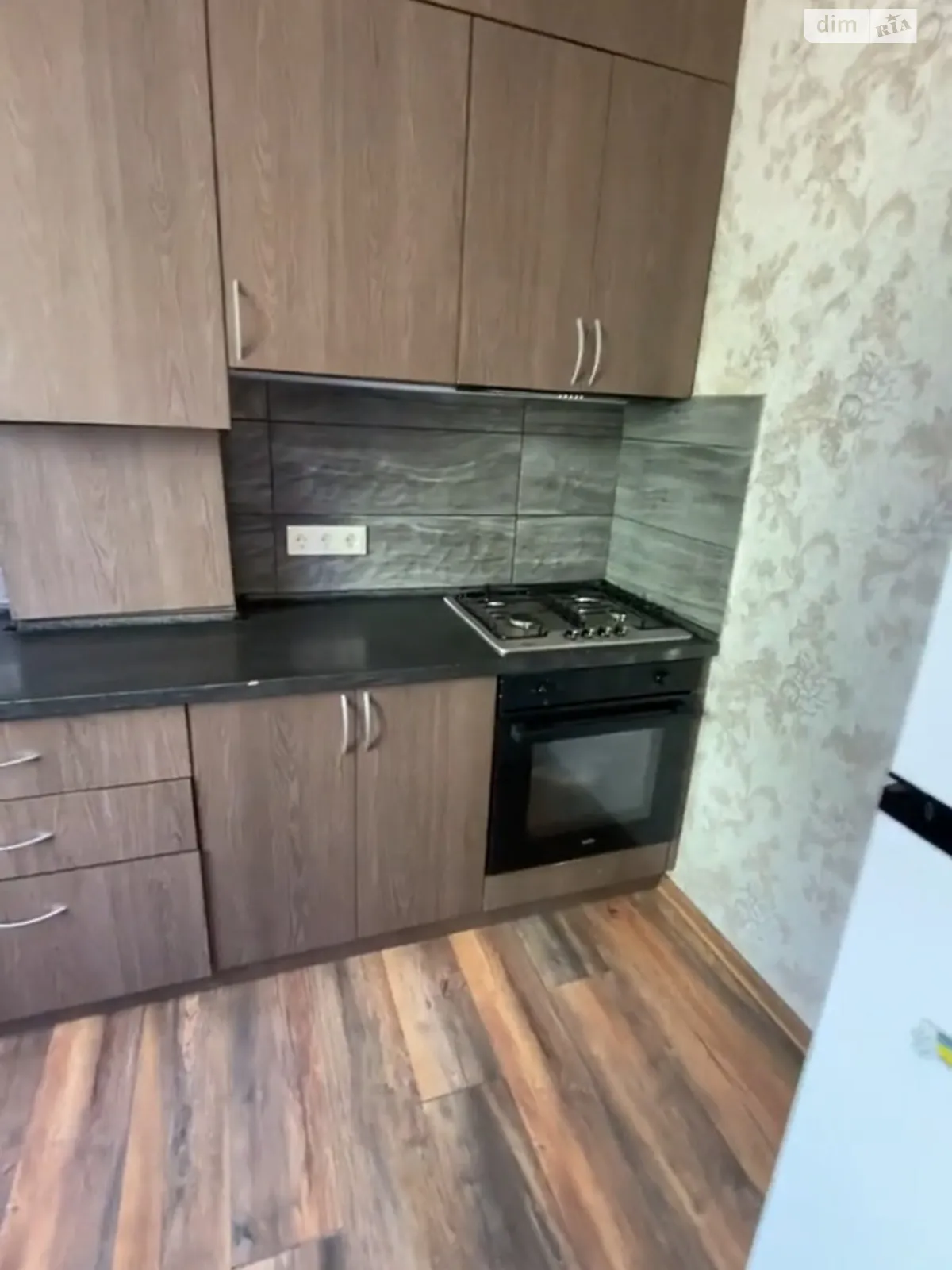 Продается 1-комнатная квартира 41 кв. м в Ворзеле, ул. Павла Чубинского, 11 - фото 1