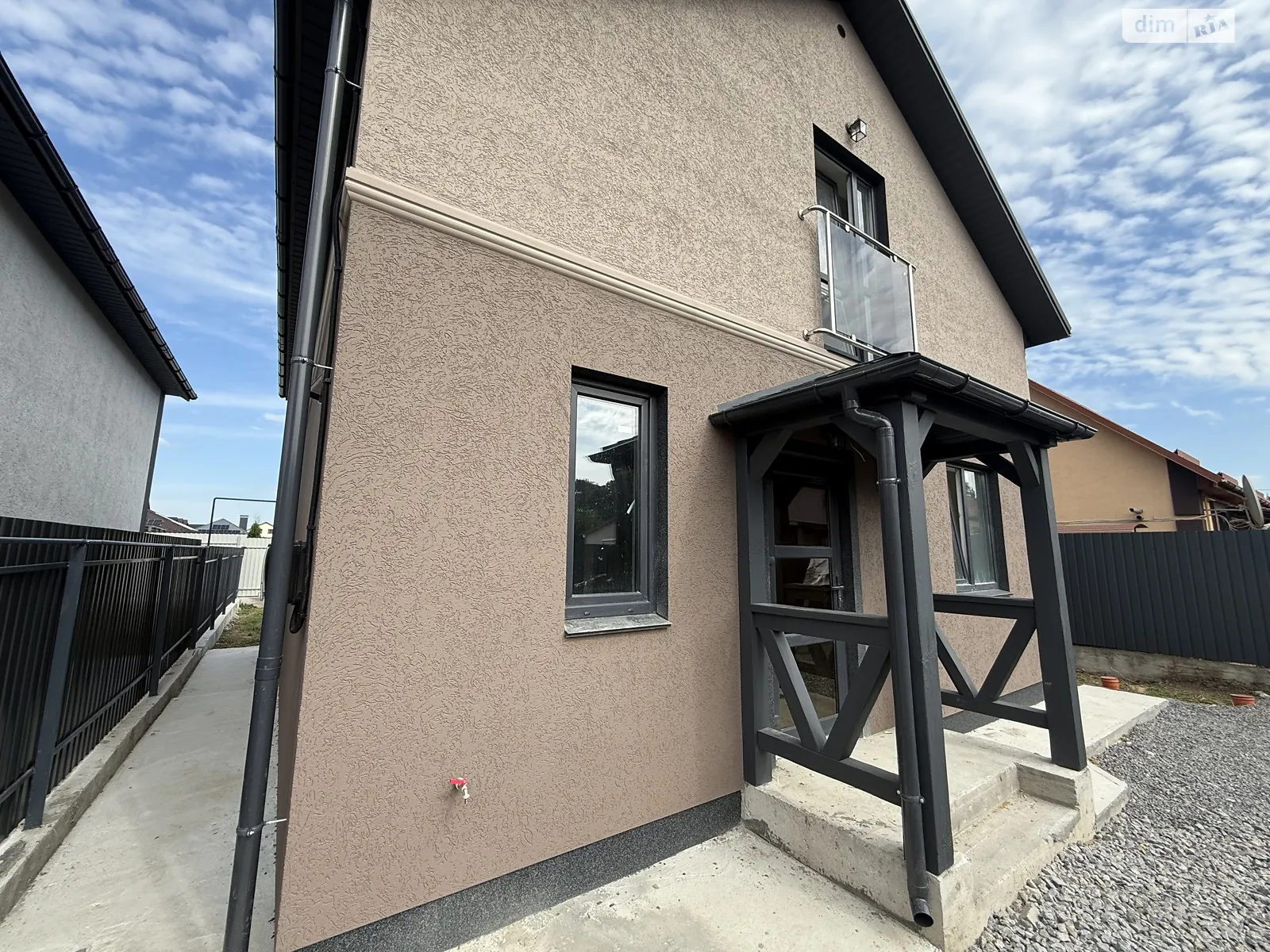 Продається будинок 2 поверховий 110 кв. м з банею/сауною, цена: 83000 $ - фото 1
