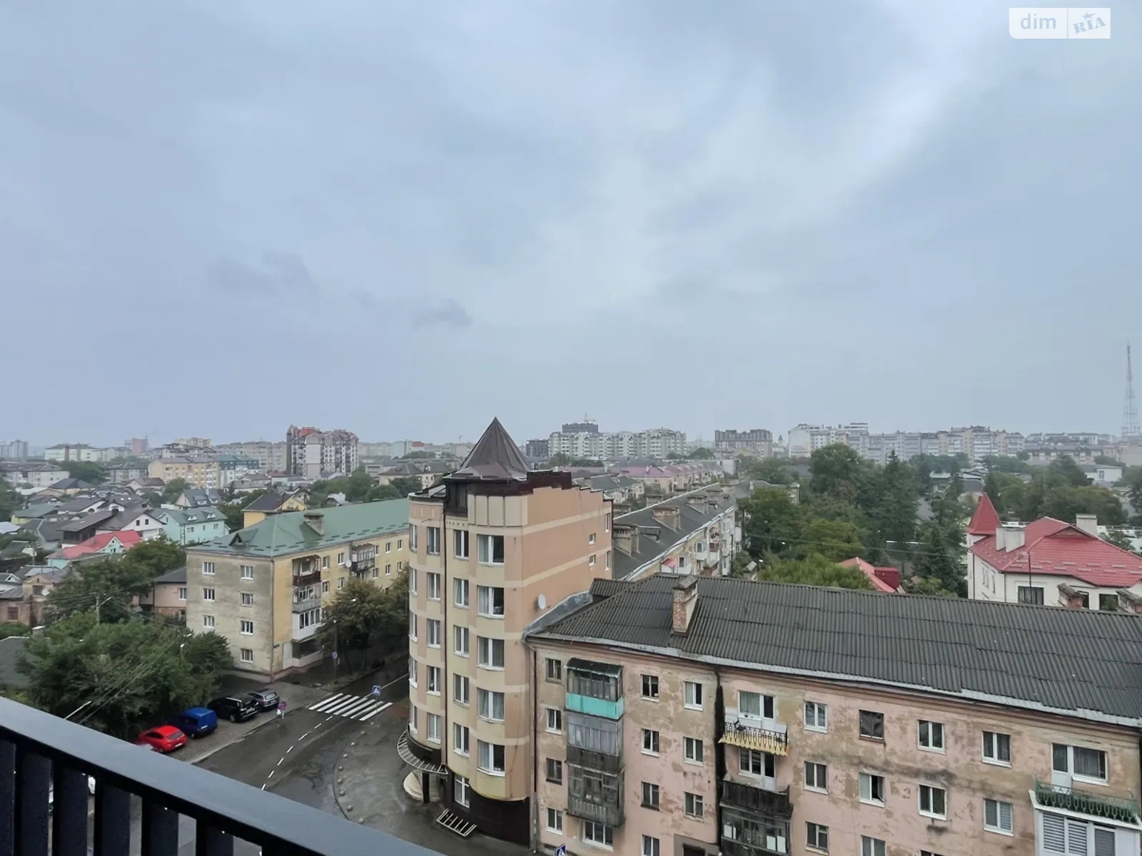 Продается 3-комнатная квартира 100.2 кв. м в Ивано-Франковске, ул. Млынарская, 3 - фото 1