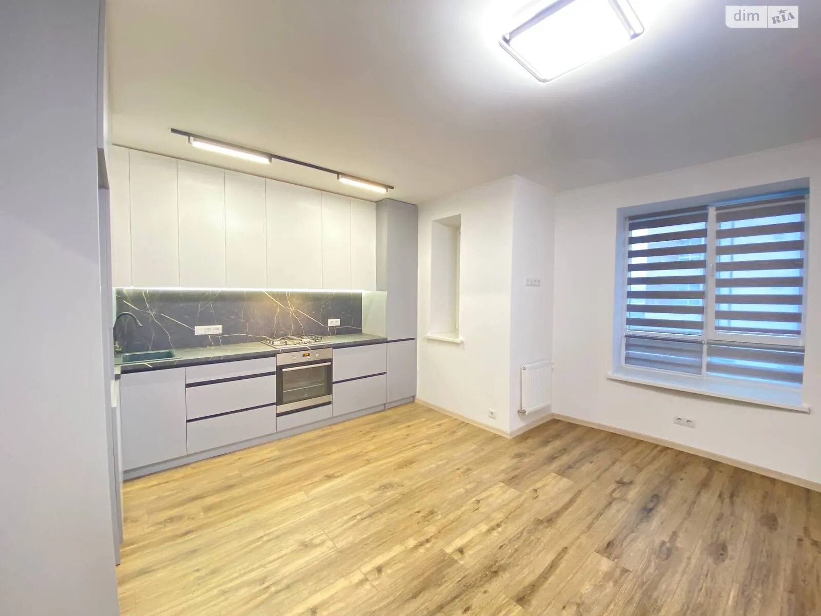 Продається 2-кімнатна квартира 63 кв. м у Крихівцях, вул. Двірська - фото 1