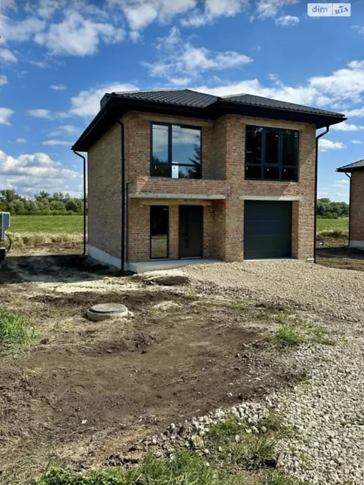 Продается дом на 2 этажа 120 кв. м с баней/сауной, цена: 64800 $ - фото 1