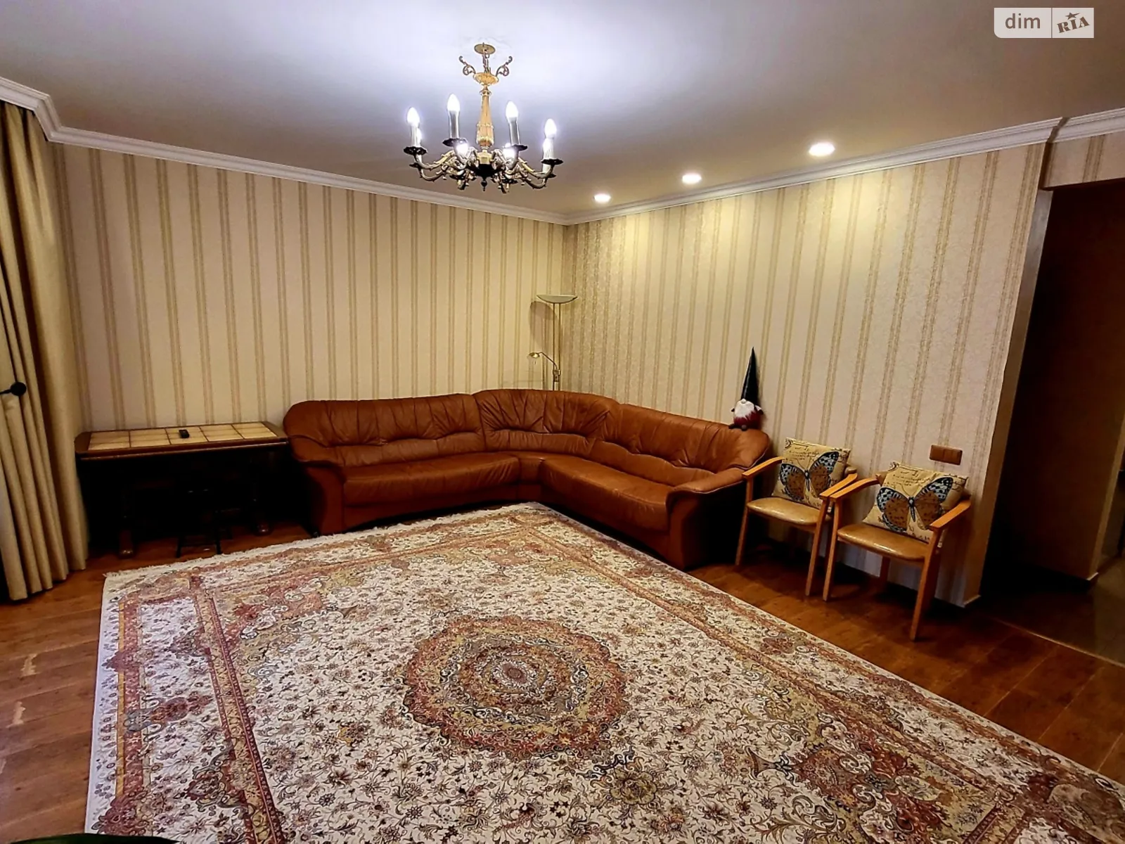 3-комнатная квартира 87 кв. м в Тернополе, ул. Липовая, 10 - фото 1