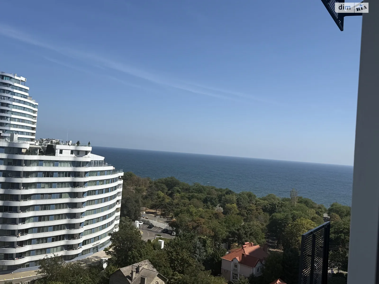 Продається 1-кімнатна квартира 39 кв. м у Одесі, вул. Літературна, 10Б - фото 1