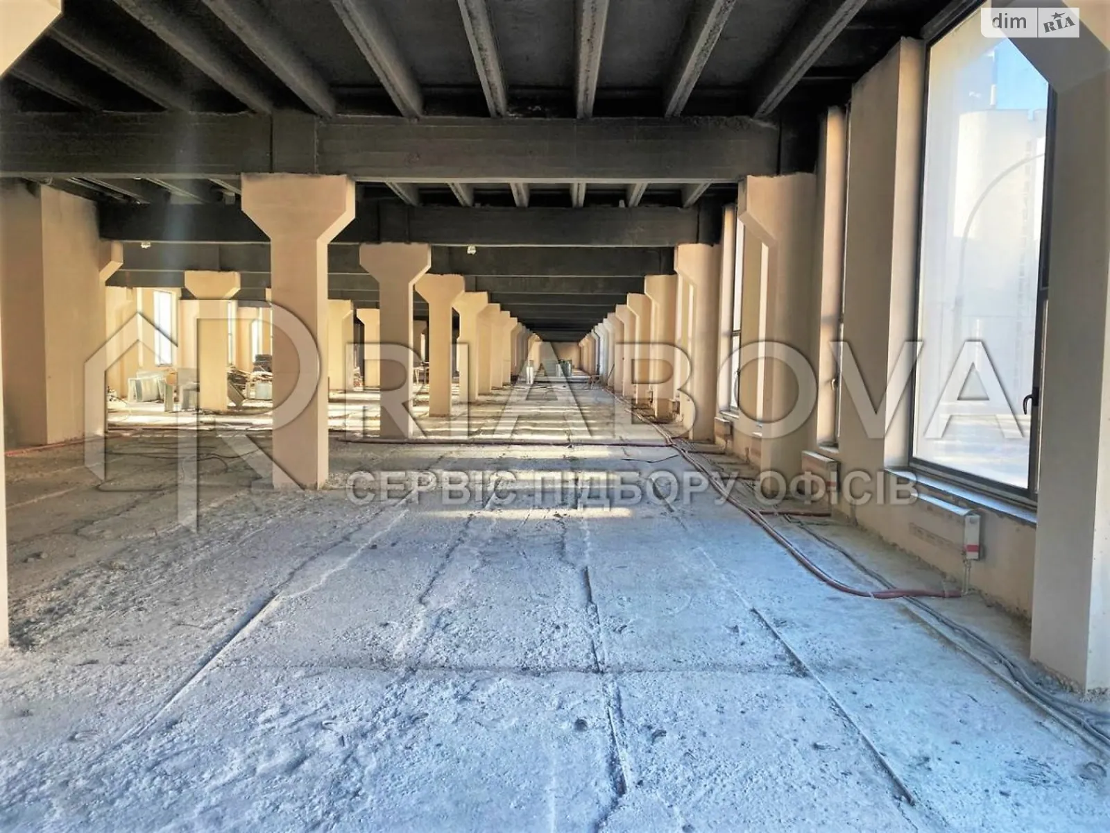 Здається в оренду офіс 1477.4 кв. м в бізнес-центрі, цена: 50969 $ - фото 1