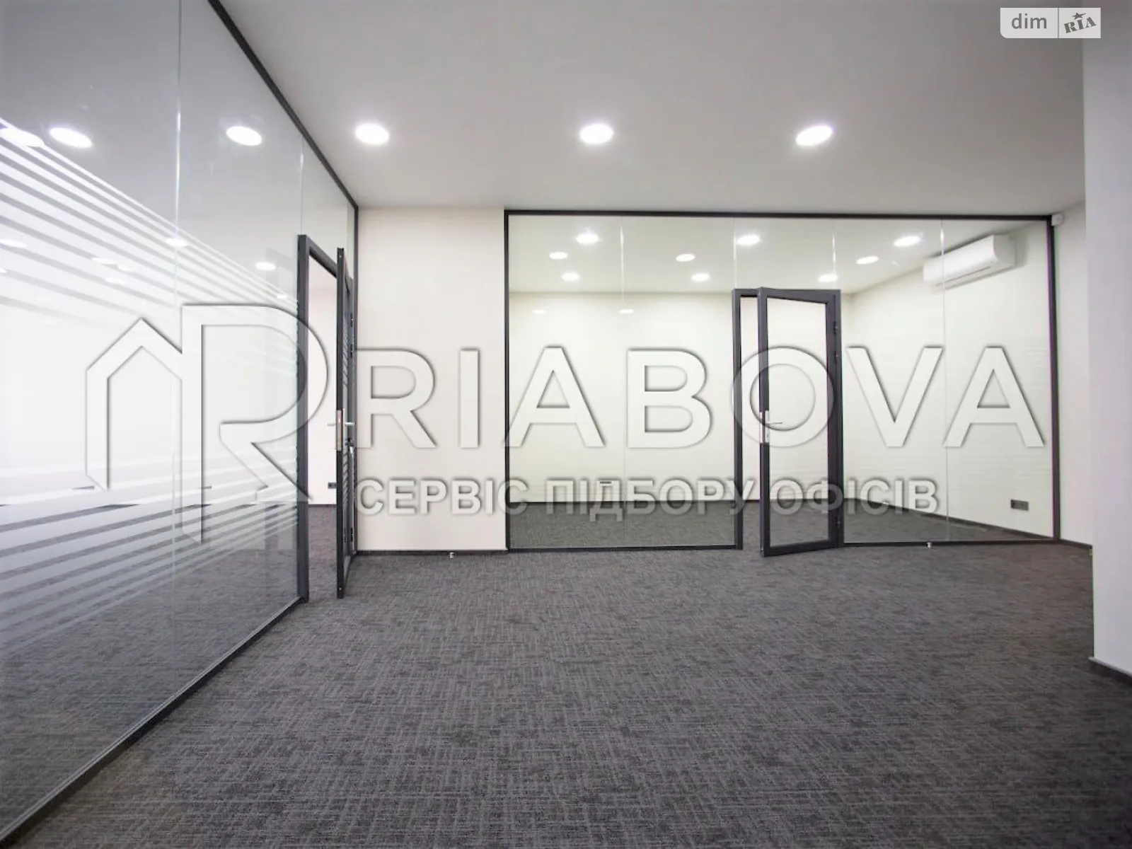 Сдается в аренду офис 228 кв. м в бизнес-центре, цена: 3499 $ - фото 1