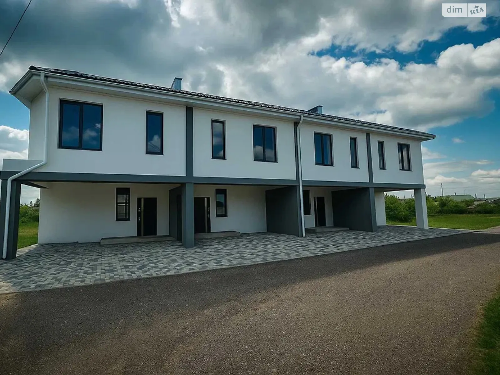 Продается дом на 2 этажа 124 кв. м с участком, цена: 95000 $ - фото 1