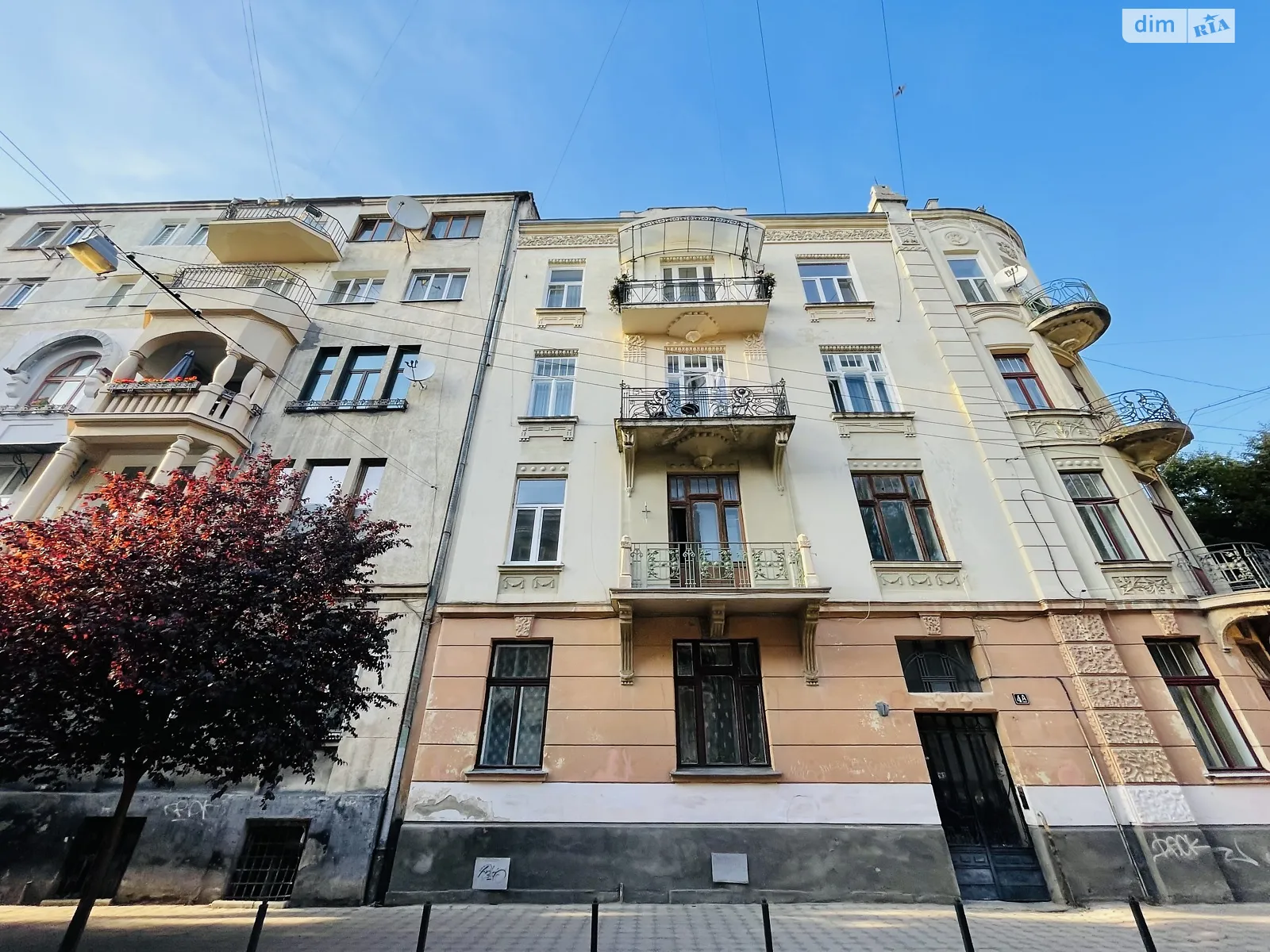 Продается 3-комнатная квартира 152.7 кв. м в Львове, ул. Кониского Александра - фото 1