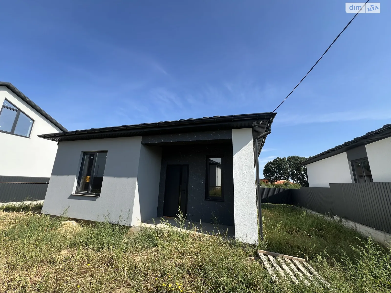 Продается одноэтажный дом 70 кв. м с беседкой, цена: 77000 $ - фото 1
