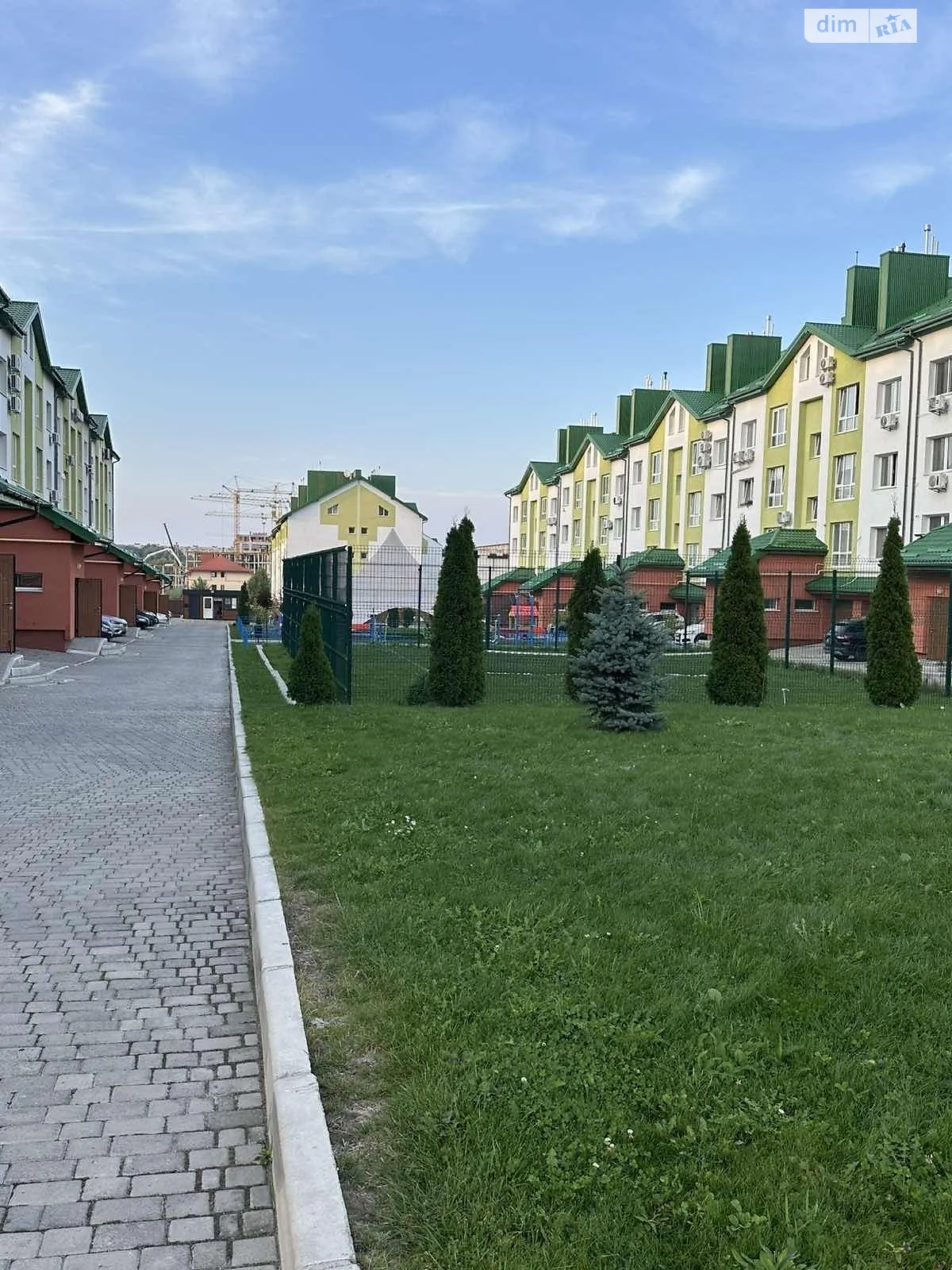 Продается 2-комнатная квартира 75 кв. м в Сокольниках, ул. Красной калины - фото 1