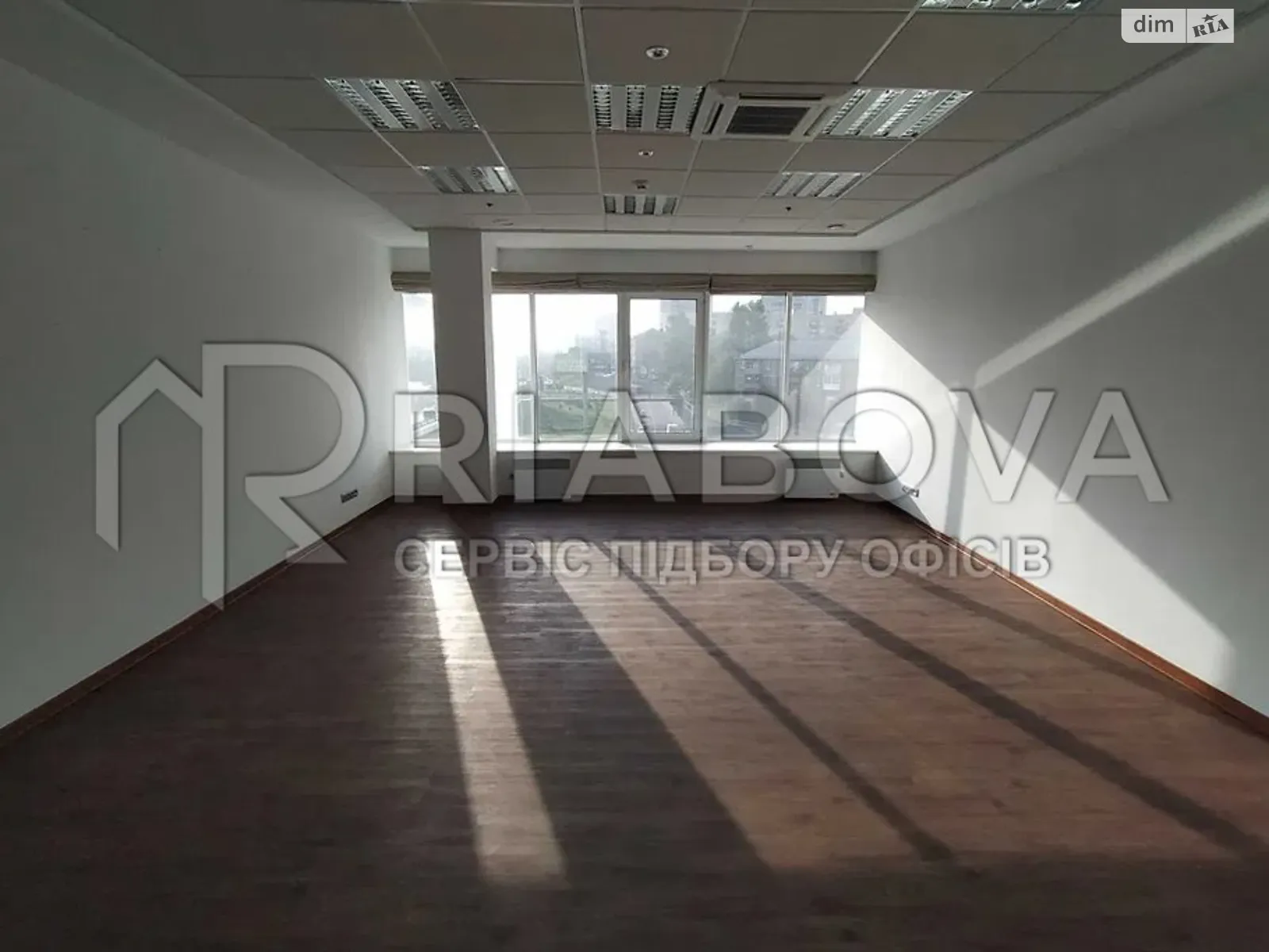 Сдается в аренду офис 561 кв. м в бизнес-центре, цена: 125000 грн - фото 1