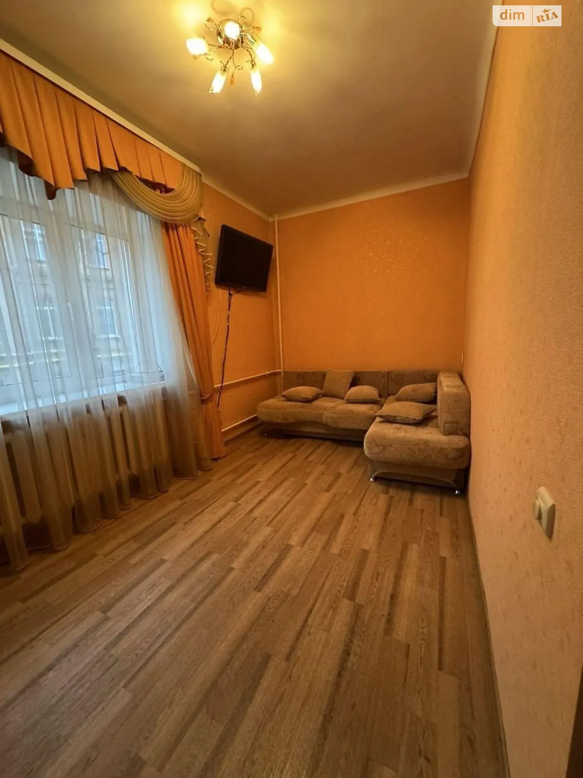 Продается 2-комнатная квартира 43.9 кв. м в Полтаве, ул. Юлиана Матвийчука(Пушкина), 3А - фото 1