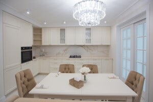 Продаж квартири, Хмельницький, р‑н. Виставка, Панаса Мирного вулиця