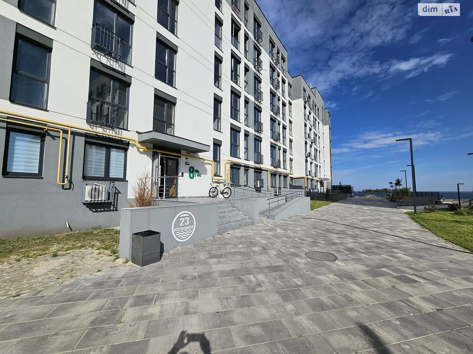 Продается 2-комнатная квартира 68.7 кв. м в Черкассах, ул. Казацкая, 23 - фото 1