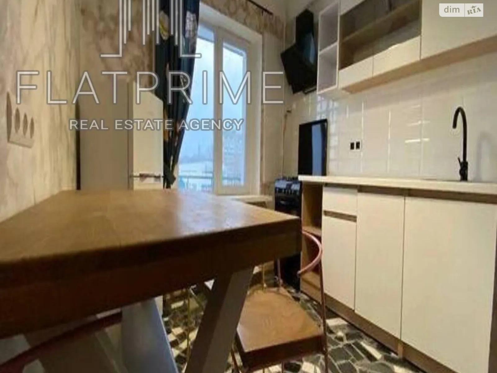 Продается 2-комнатная квартира 62.7 кв. м в Киеве, ул. Петропавловская, 6 - фото 1