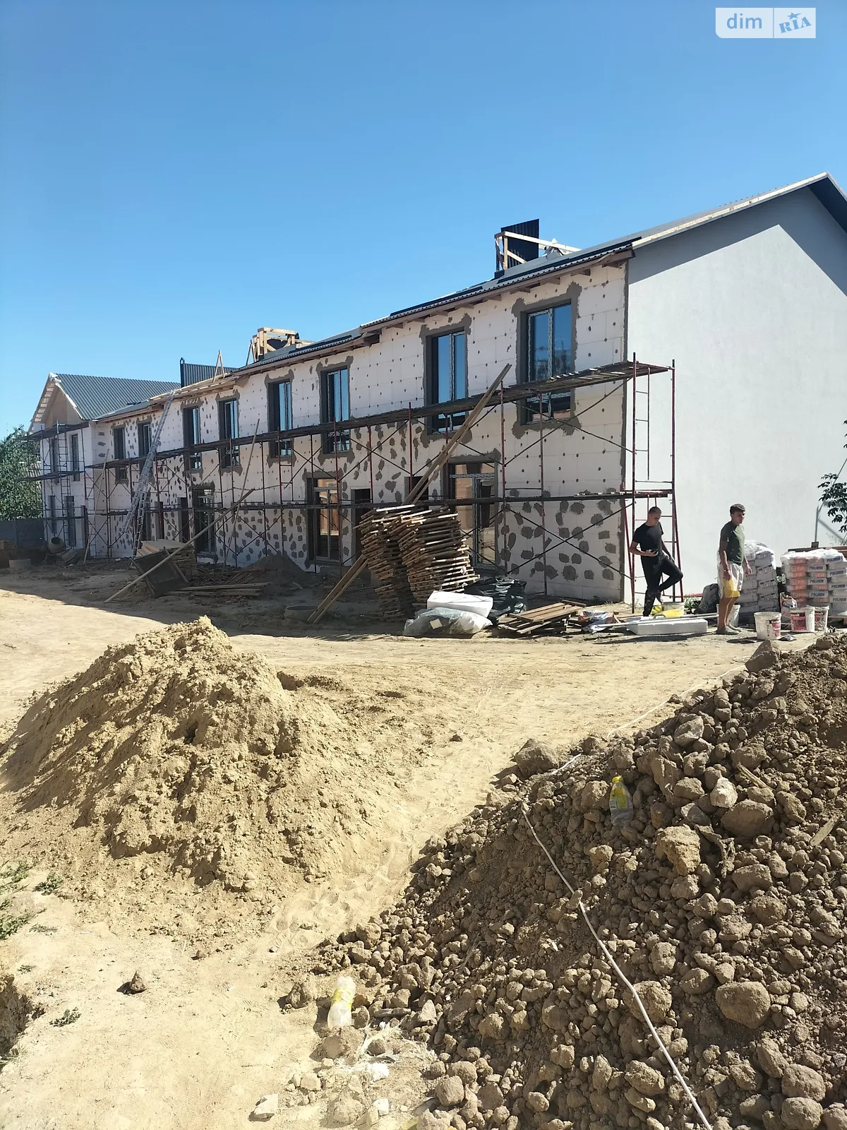 Продается 2-комнатная квартира 60 кв. м в Якушинцах, ул. Новосёлов - фото 1