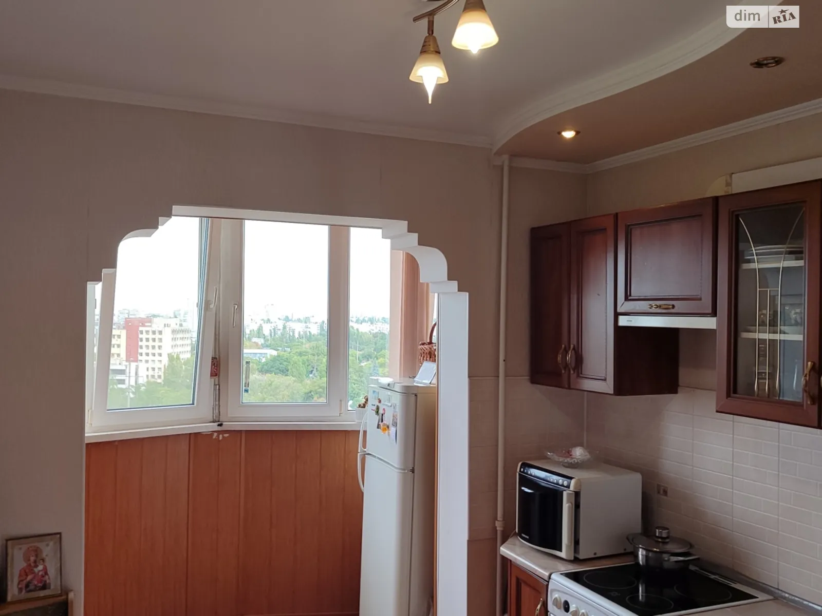 Продается 1-комнатная квартира 42 кв. м в Одессе, ул. Семьи Глодан(Ильфа и Петрова) - фото 1