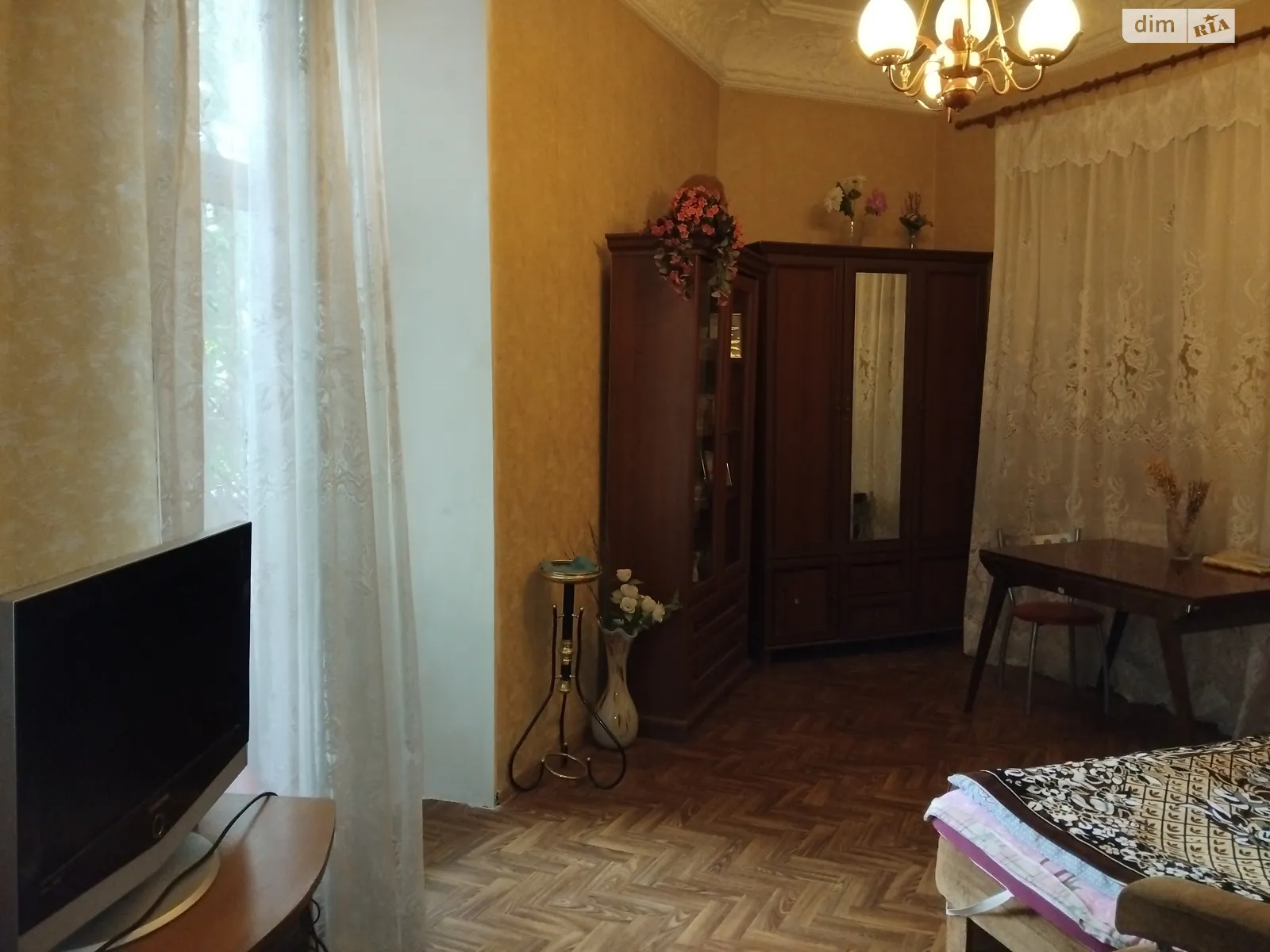 Продается 2-комнатная квартира 42 кв. м в Одессе, ул. Утесова, 6 - фото 1