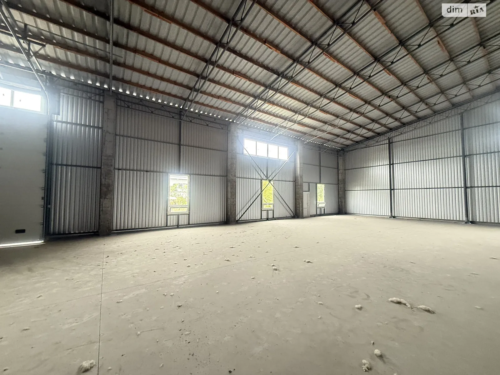 Сдается в аренду помещения свободного назначения 1900 кв. м в 1-этажном здании, цена: 200000 грн - фото 1