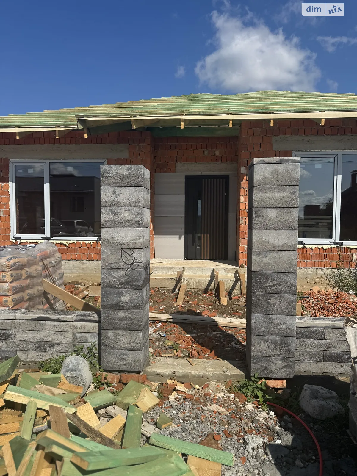 Продается одноэтажный дом 110 кв. м с камином, цена: 150000 $ - фото 1