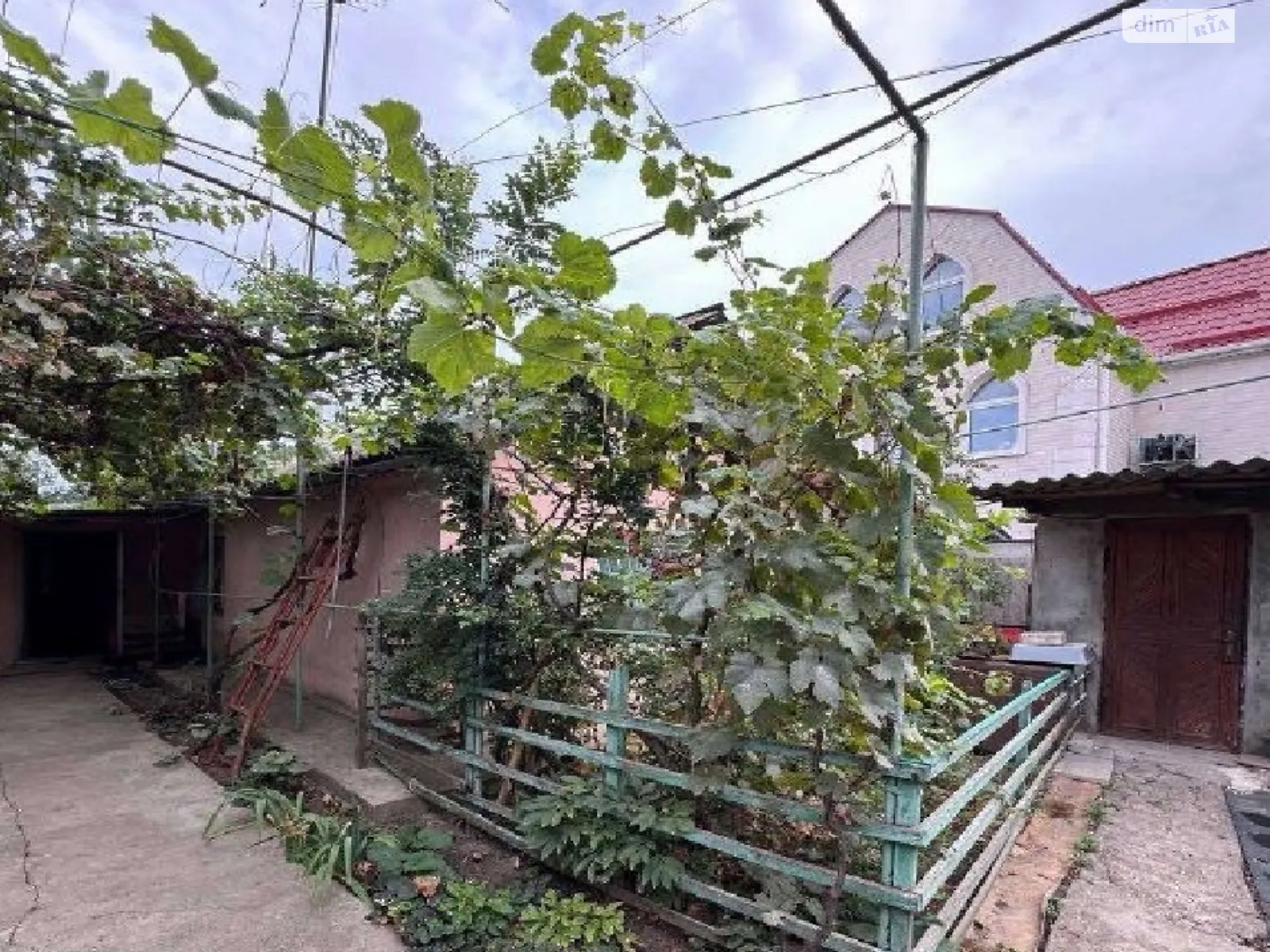 Продается одноэтажный дом 44.4 кв. м с камином, цена: 60000 $ - фото 1
