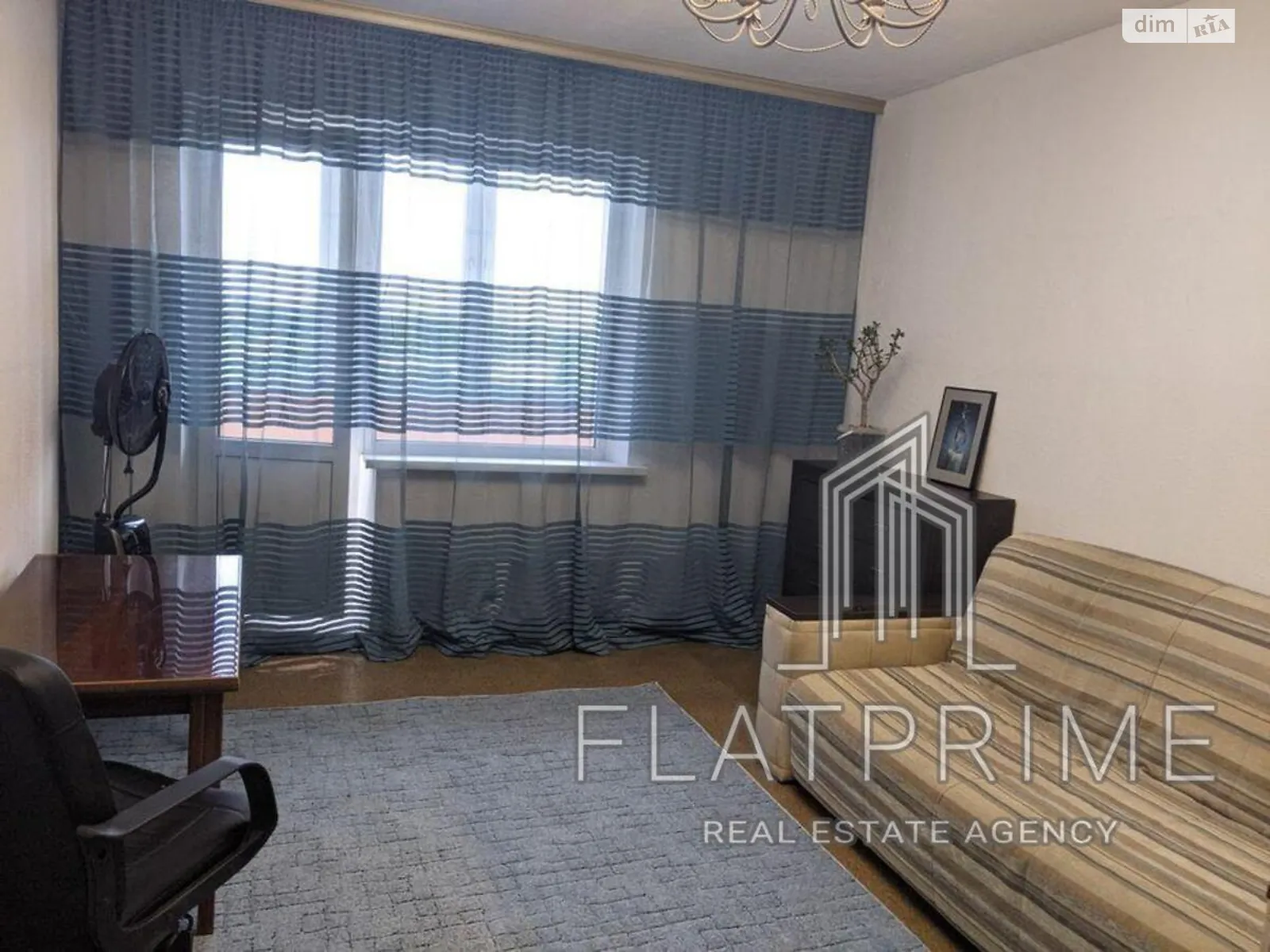 Продается 3-комнатная квартира 73.8 кв. м в Киеве, ул. Армянская, 1/9К - фото 1