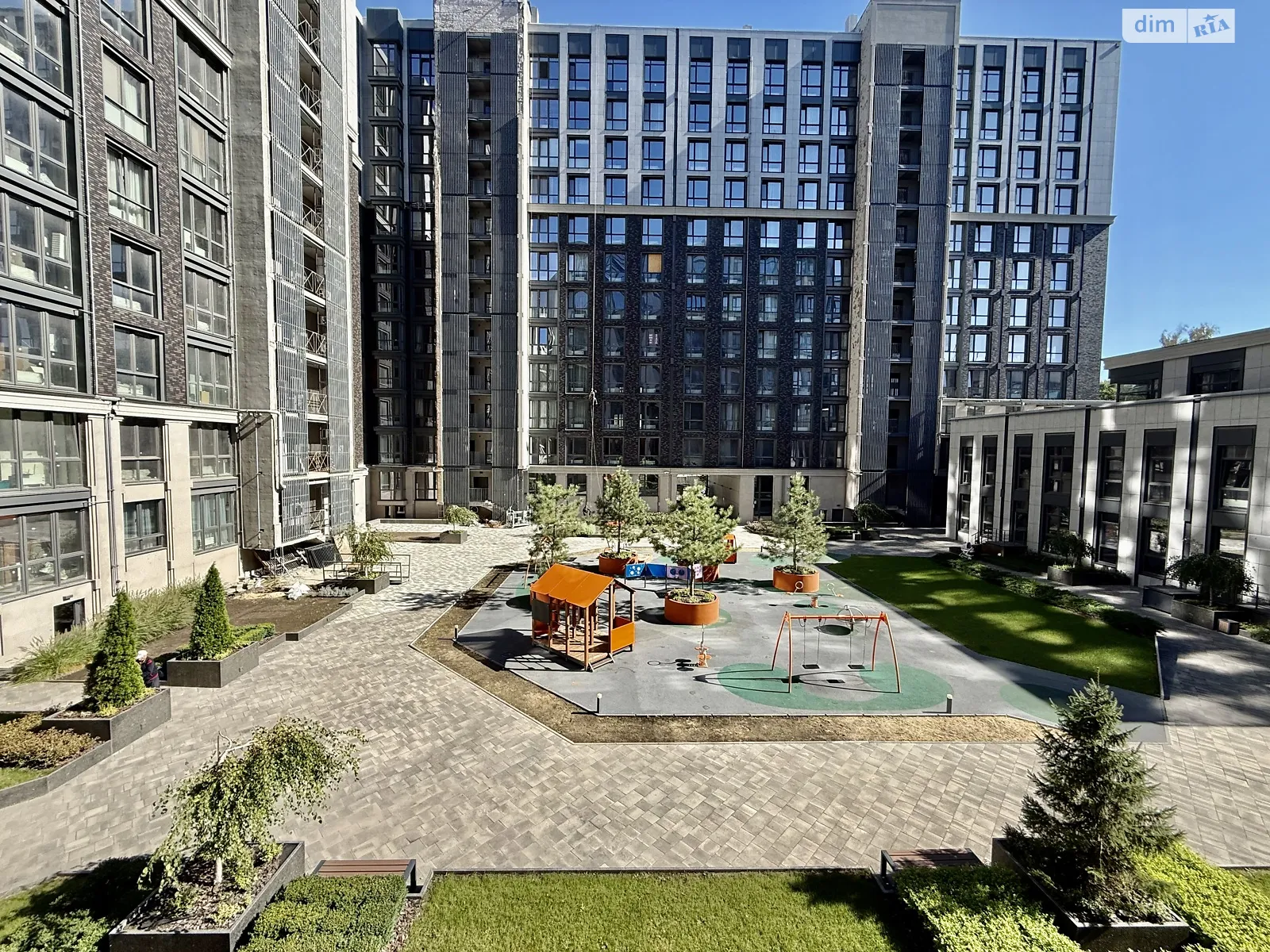 Продается 1-комнатная квартира 50 кв. м в Днепре, ул. Короленко, 22А корпус 1 - фото 1