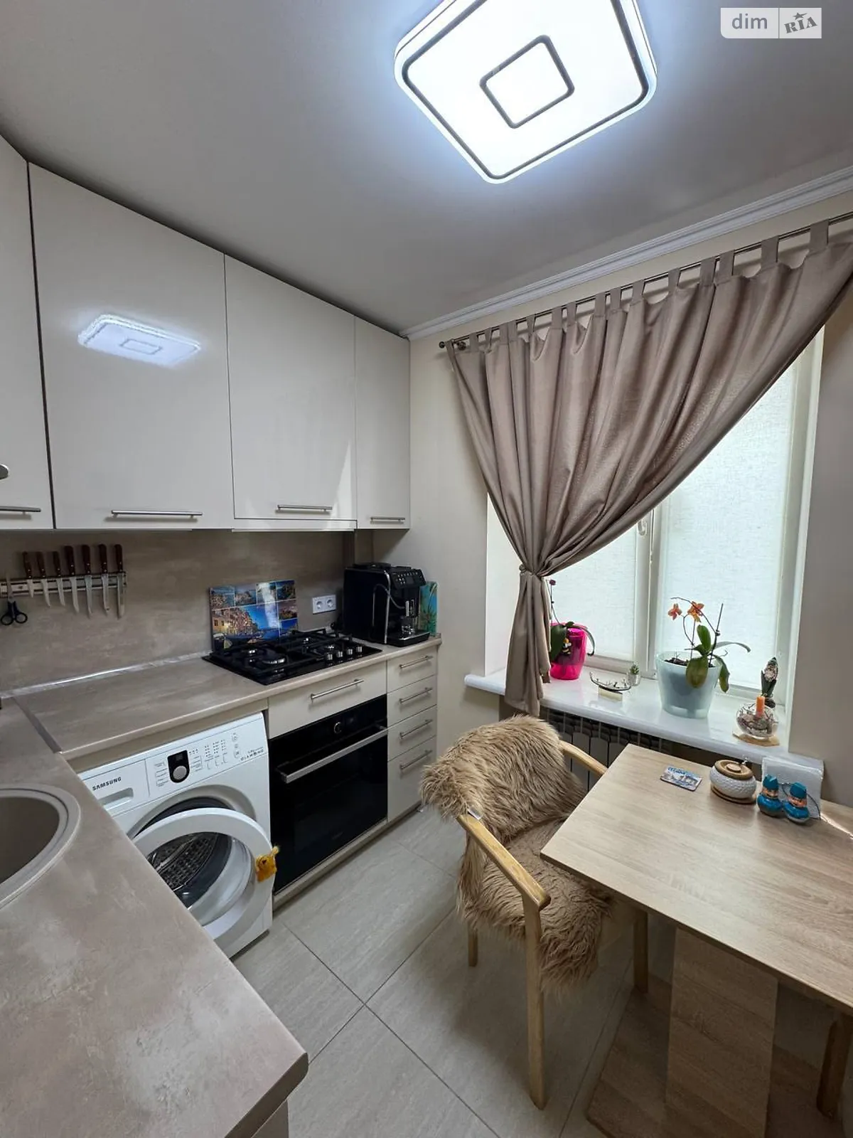 Продается 3-комнатная квартира 58.6 кв. м в Николаеве, просп. Мира - фото 1