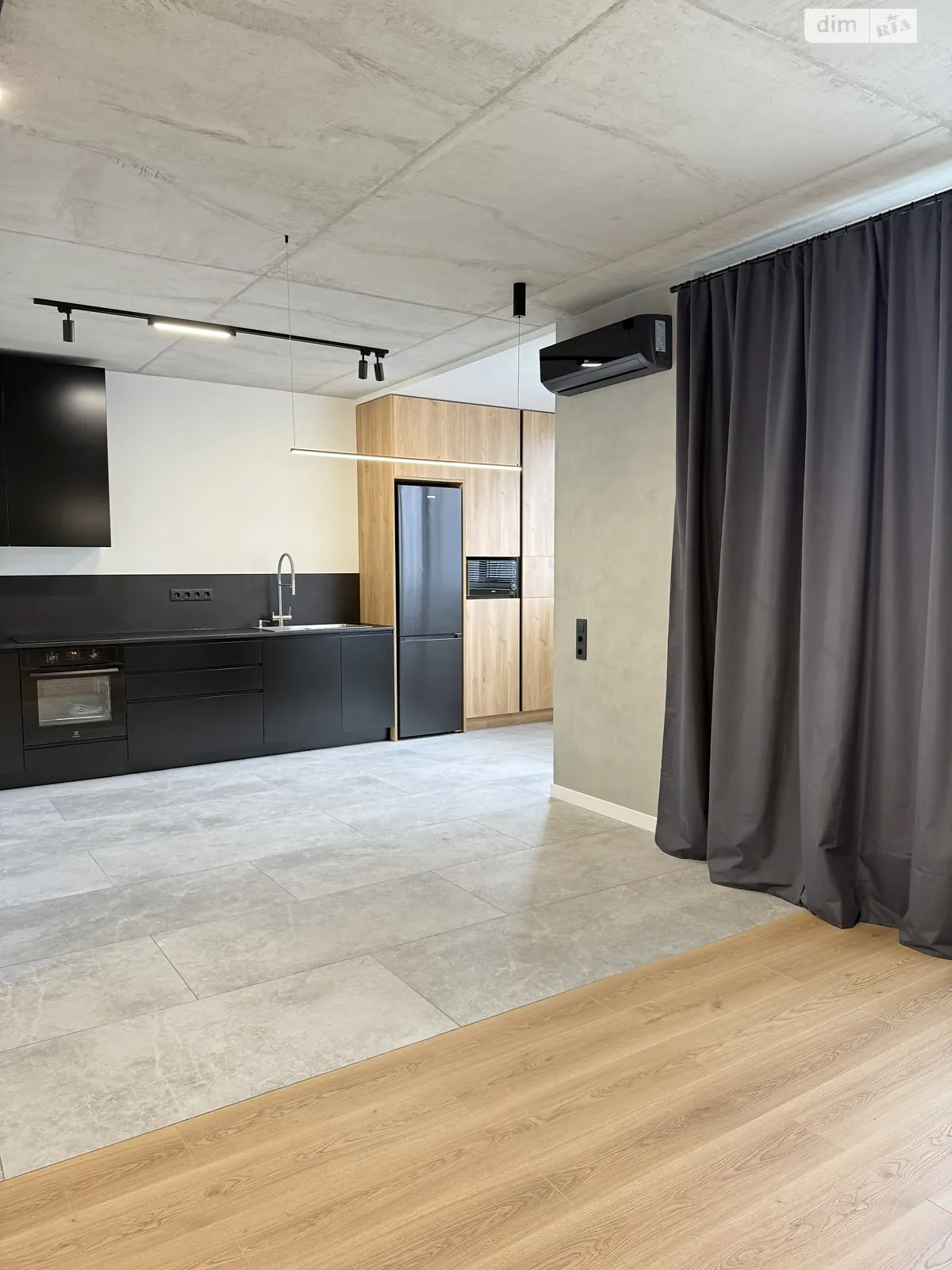 Продается 2-комнатная квартира 86.2 кв. м в Хмельницком, ул. Свободы, 20/4 - фото 1