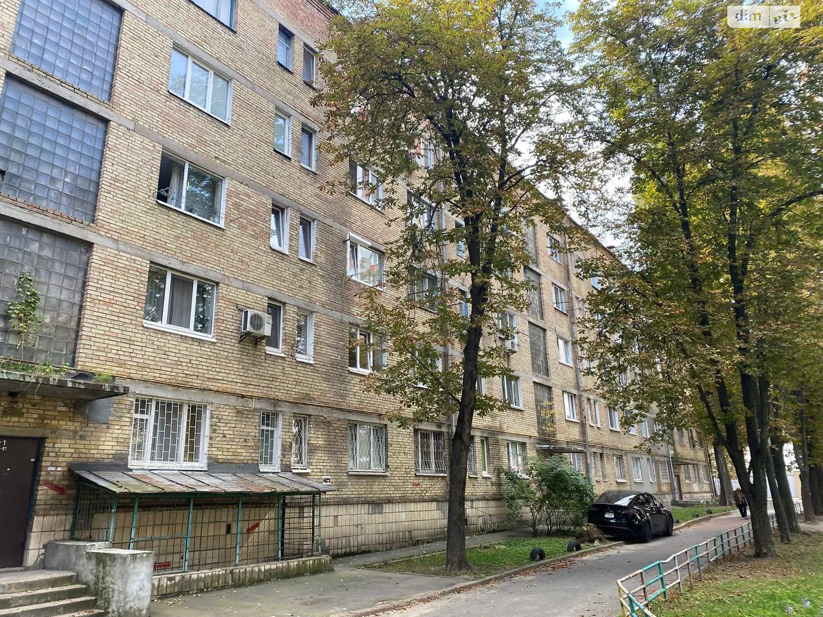 Продается 1-комнатная квартира 25.6 кв. м в Киеве, ул. Олексы Тихого(Выборгская), 12 - фото 1