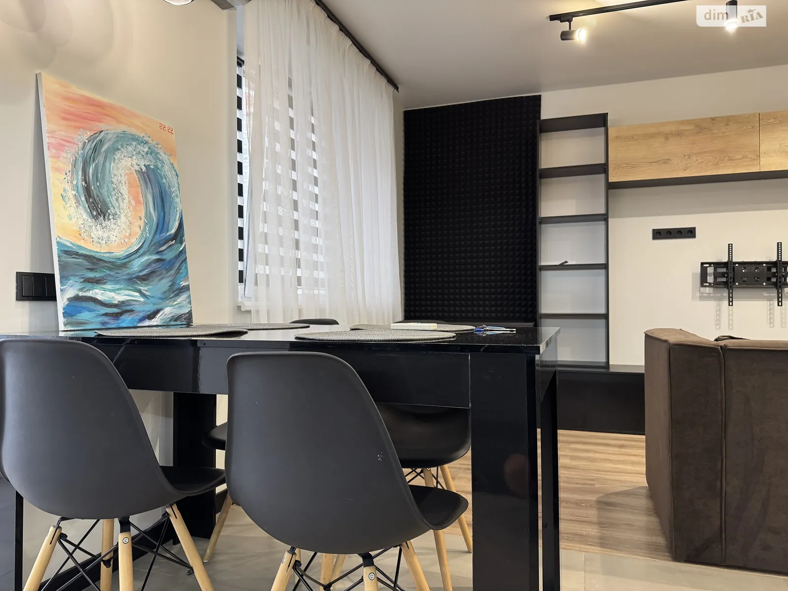 Продается 1-комнатная квартира 42 кв. м в Ивано-Франковске, ул. Высочана Семена, 18 - фото 1