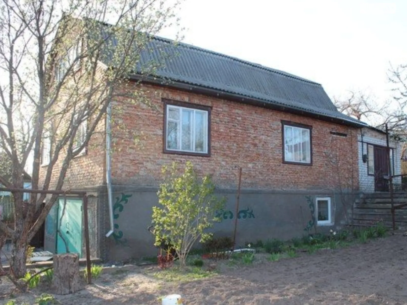 Продается дом на 2 этажа 196 кв. м с подвалом, цена: 36000 $ - фото 1