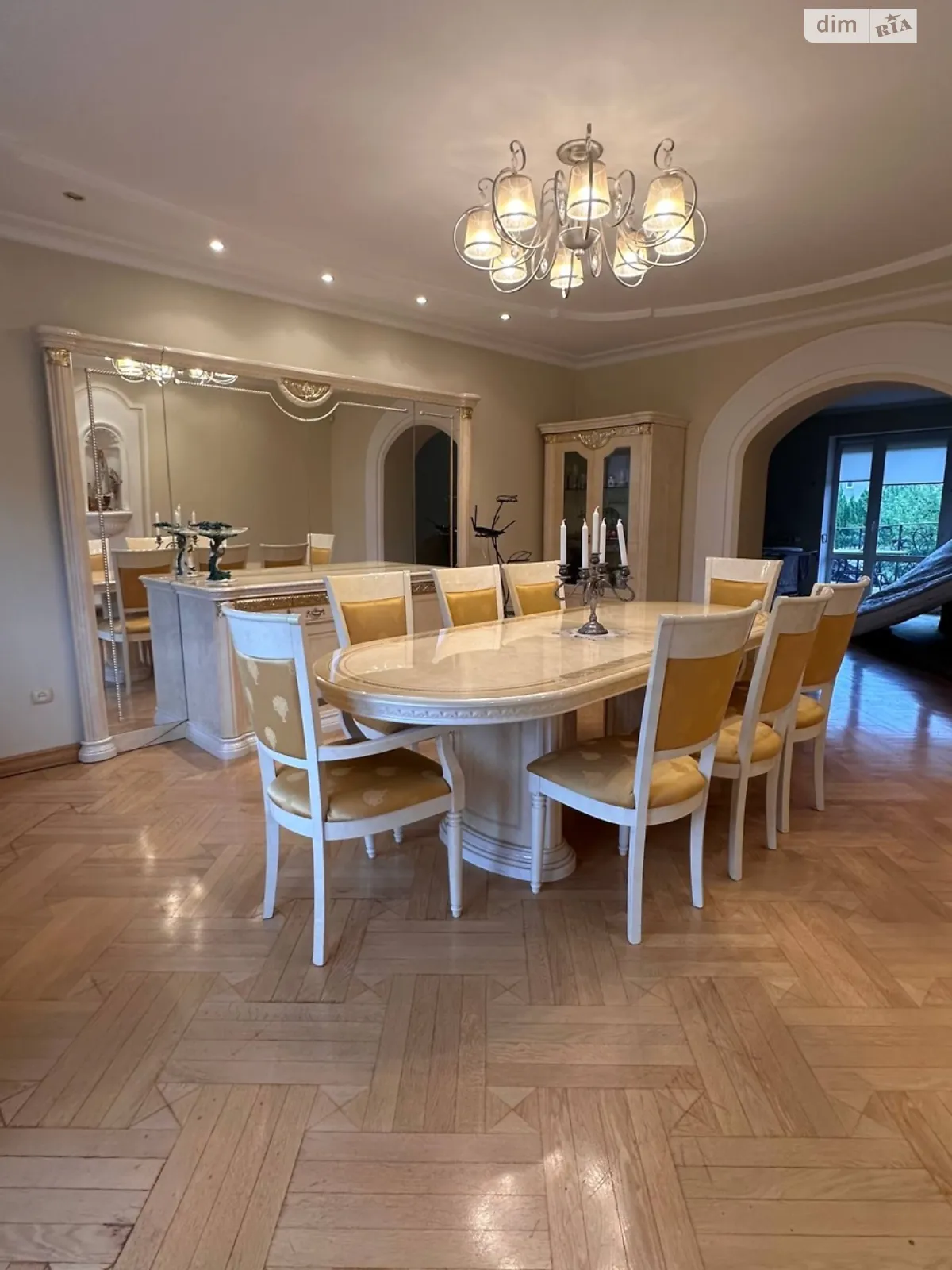 Здається в оренду будинок 2 поверховий 280 кв. м з верандою, цена: 700 $ - фото 1