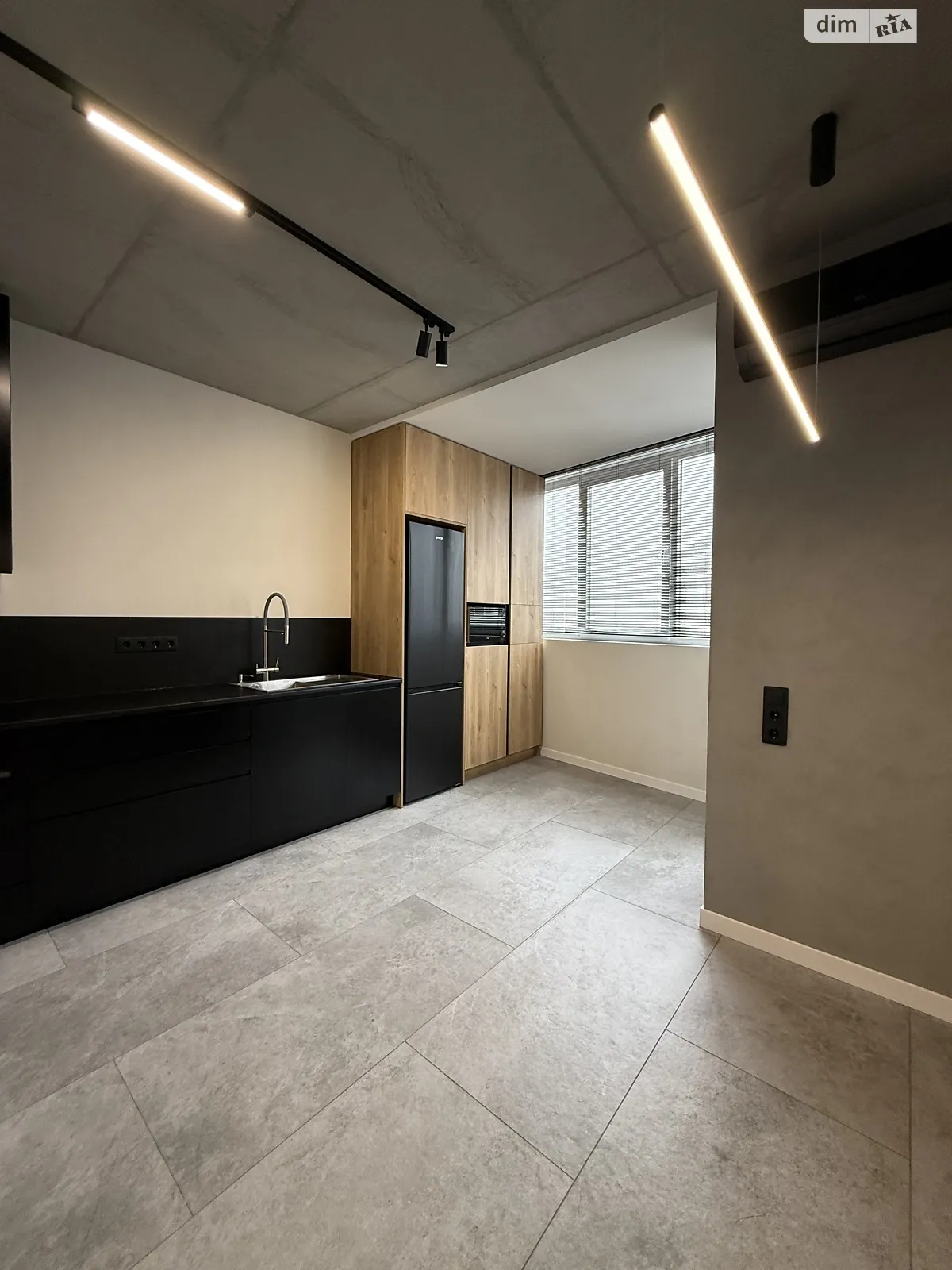 Продается 3-комнатная квартира 86.2 кв. м в Хмельницком, ул. Свободы, 20/4 - фото 1